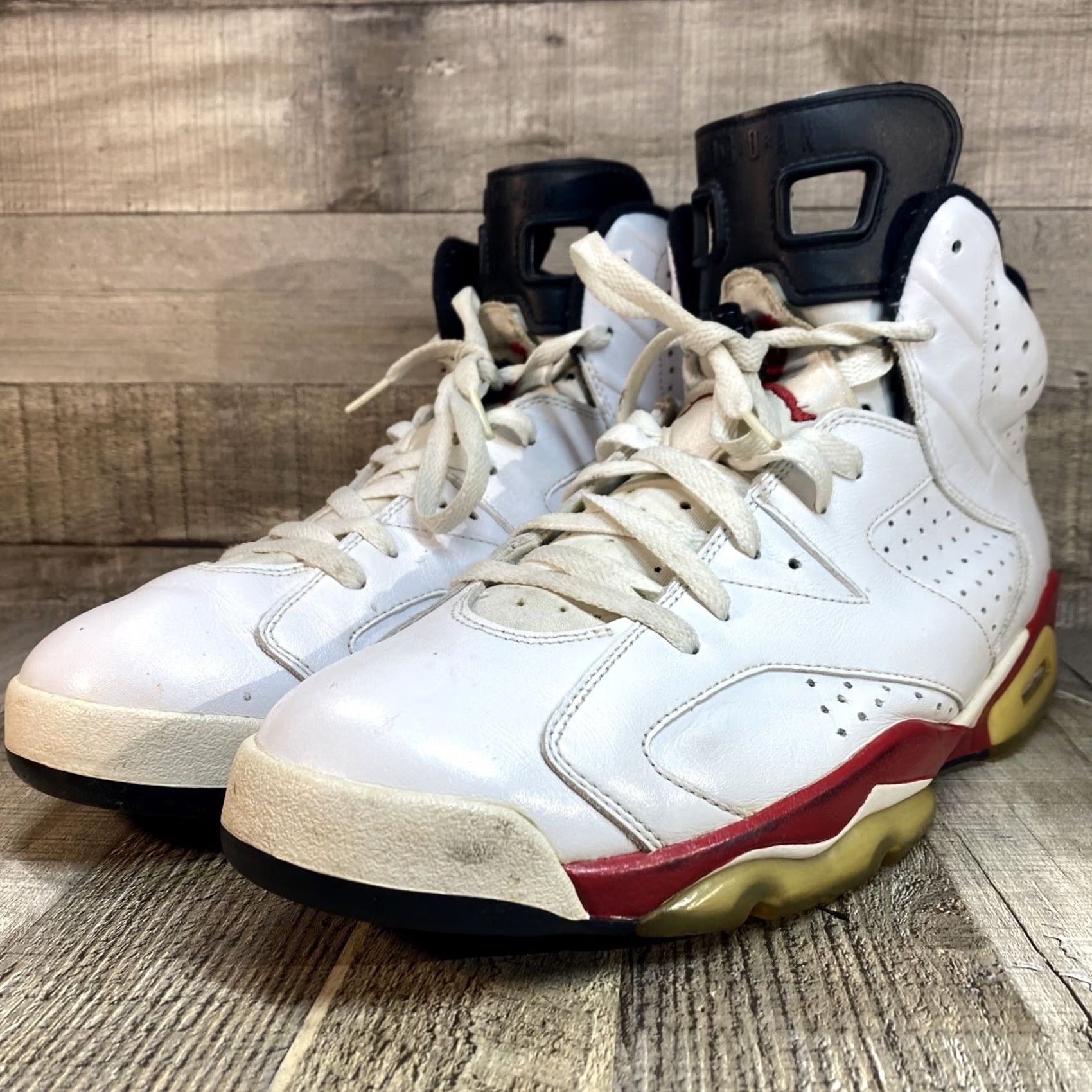 Jordan Brand Air Jordan 6 Retro Bulls Men's Size 13 Sneaker White Jordan Bulls 384664-102 Mens Size US 12 / EU 45 - 3 Thumbnail