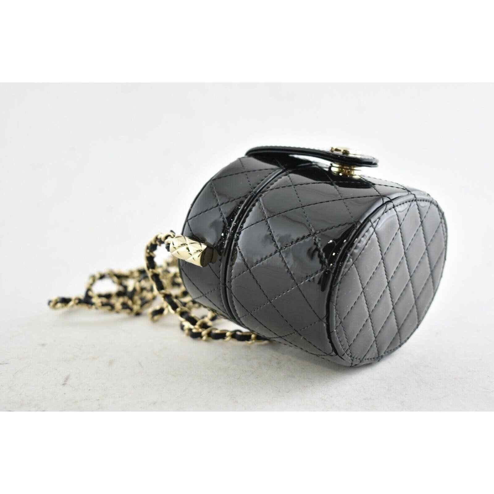 Chanel Chanel Mini Black Patent Vanity Quilted Crossbody Bag Size ONE SIZE - 6 Thumbnail