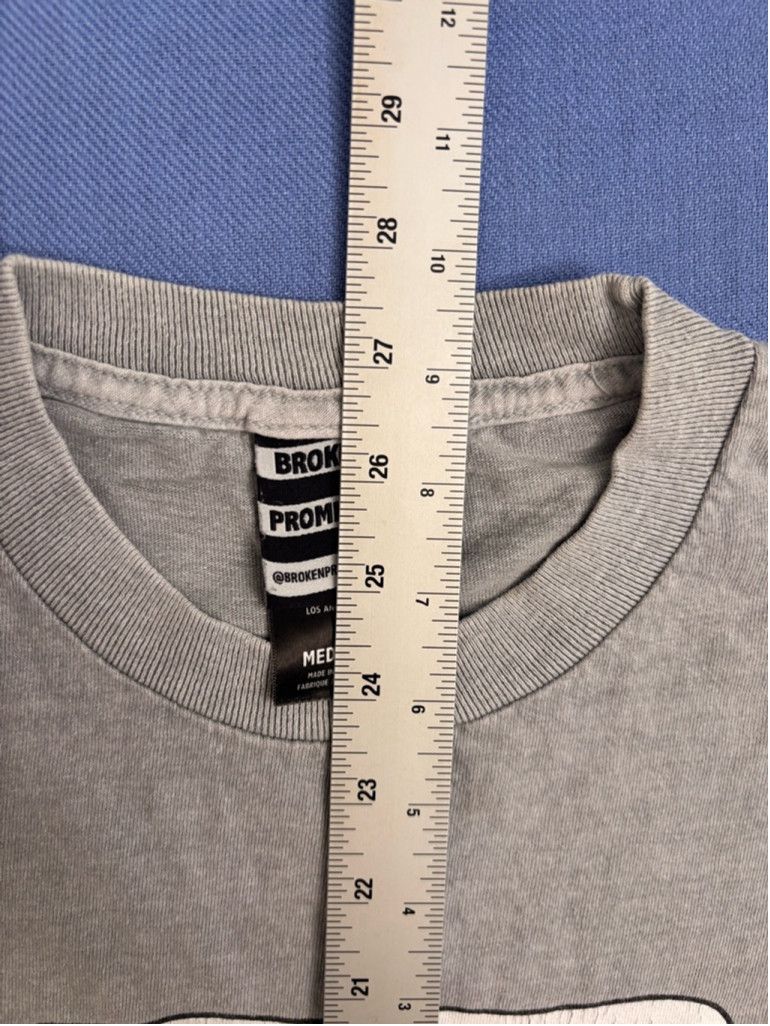 Broken Promises Co. Men's Broken Promises Graphic T-Shirt Medium Gray Size US M / EU 48-50 / 2 - 5 Thumbnail