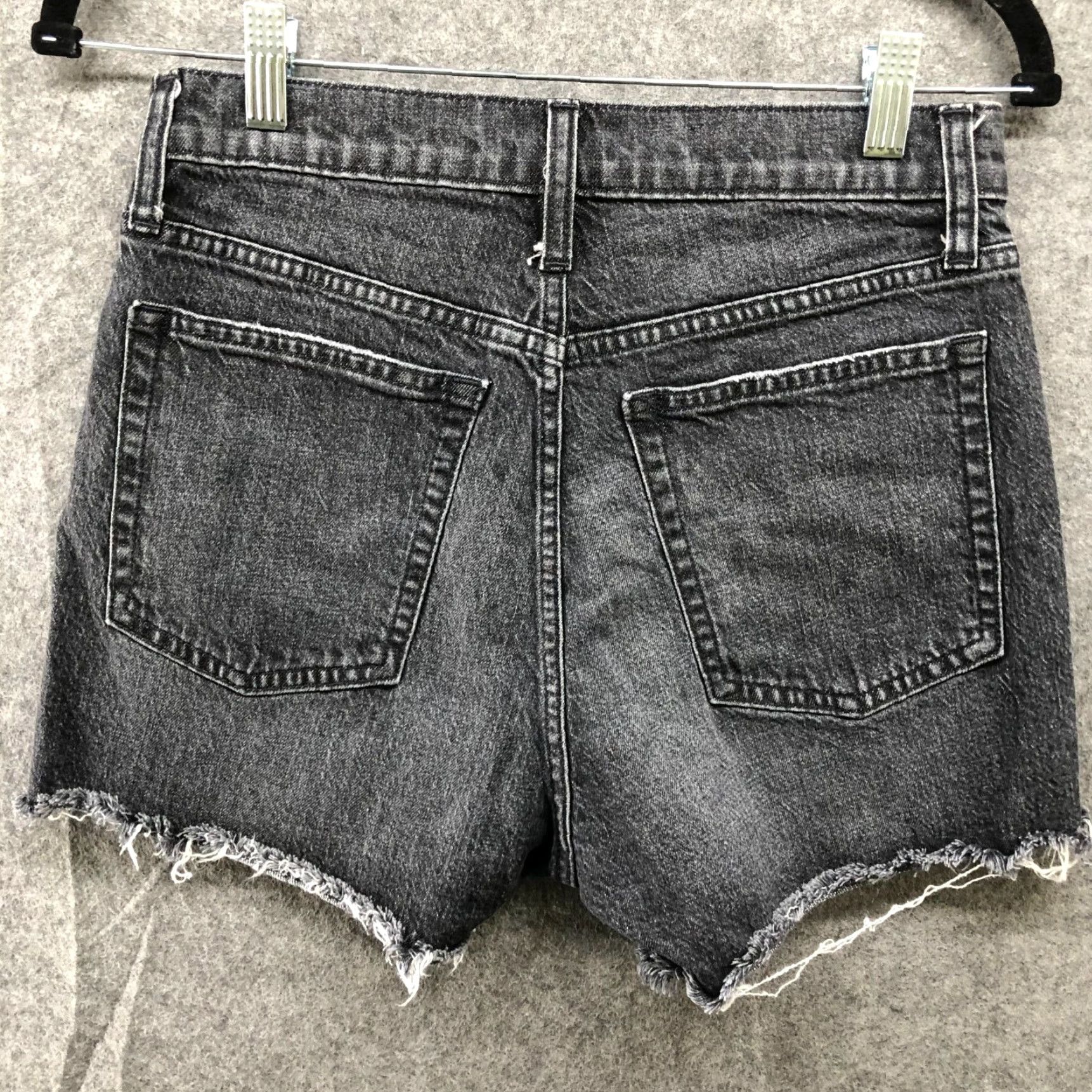 Gap VINTAGE Gap 3" Sky High Rise Cheeky Cutoff Shorts Women 27/4R Black Denim Raw Hem Cotton Size 27" / US 4 / IT 40 - 8 Thumbnail