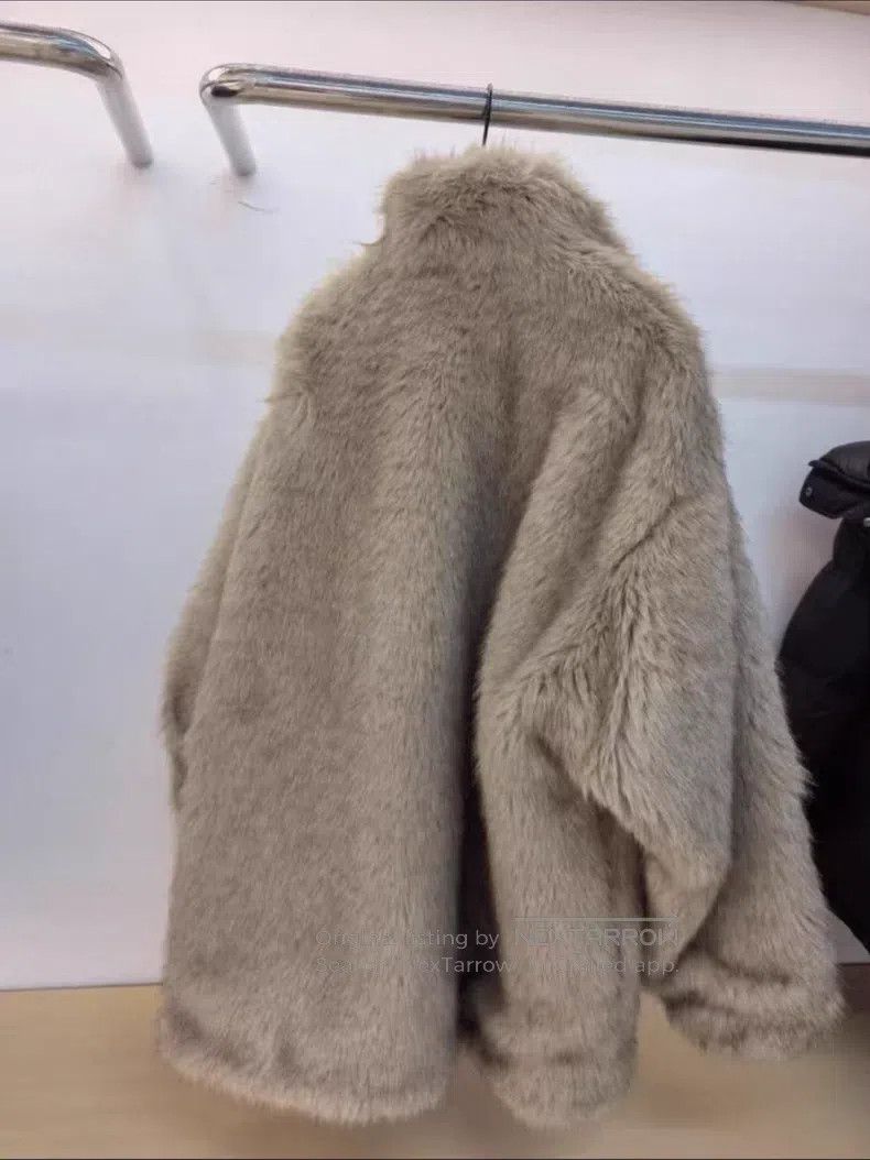 Balenciaga Balenciaga Beige faux fur coat Size 4XL / US 24-26 - 3 Thumbnail