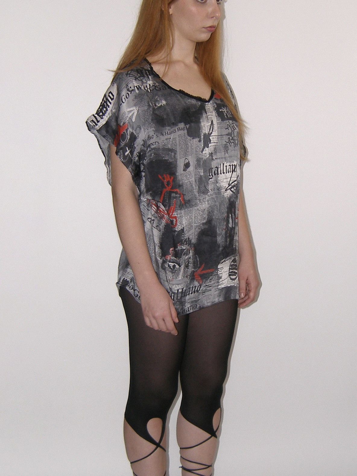John Galliano Archival Galliano Newspaper Gazette print/ basquiat silk top Size L / US 10 / IT 46 - 5 Thumbnail