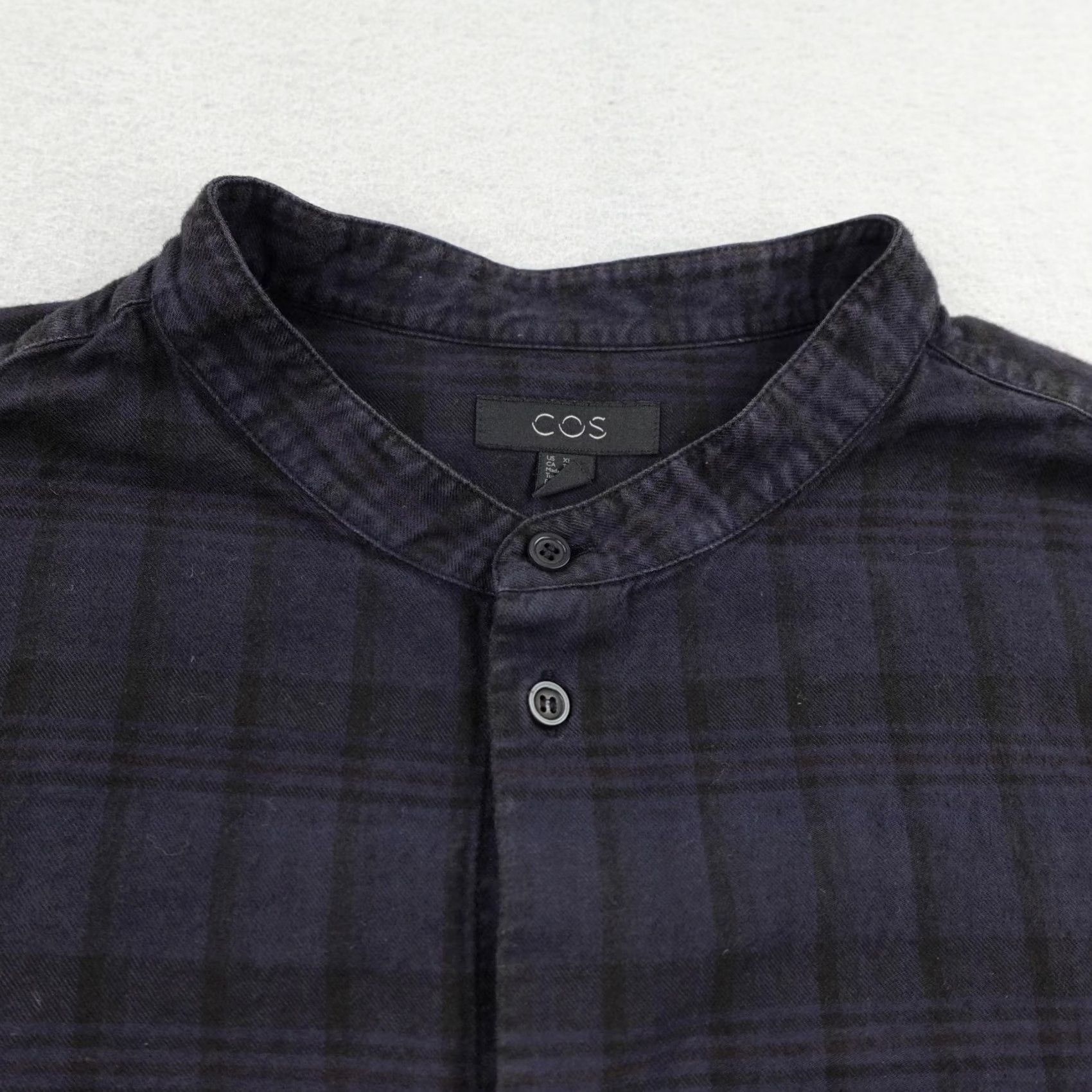 Cos COS Shirt Mens XL Dark Blue Plaid Band Collar Button-Up Collection Of Style Size US XL / EU 56 / 4 - 2 Thumbnail