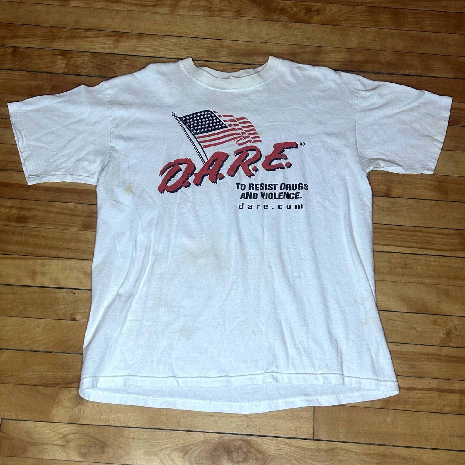 Vintage Y2K DARE White T-Shirt Large Size US L / EU 52-54 / 3 - 1 Thumbnail