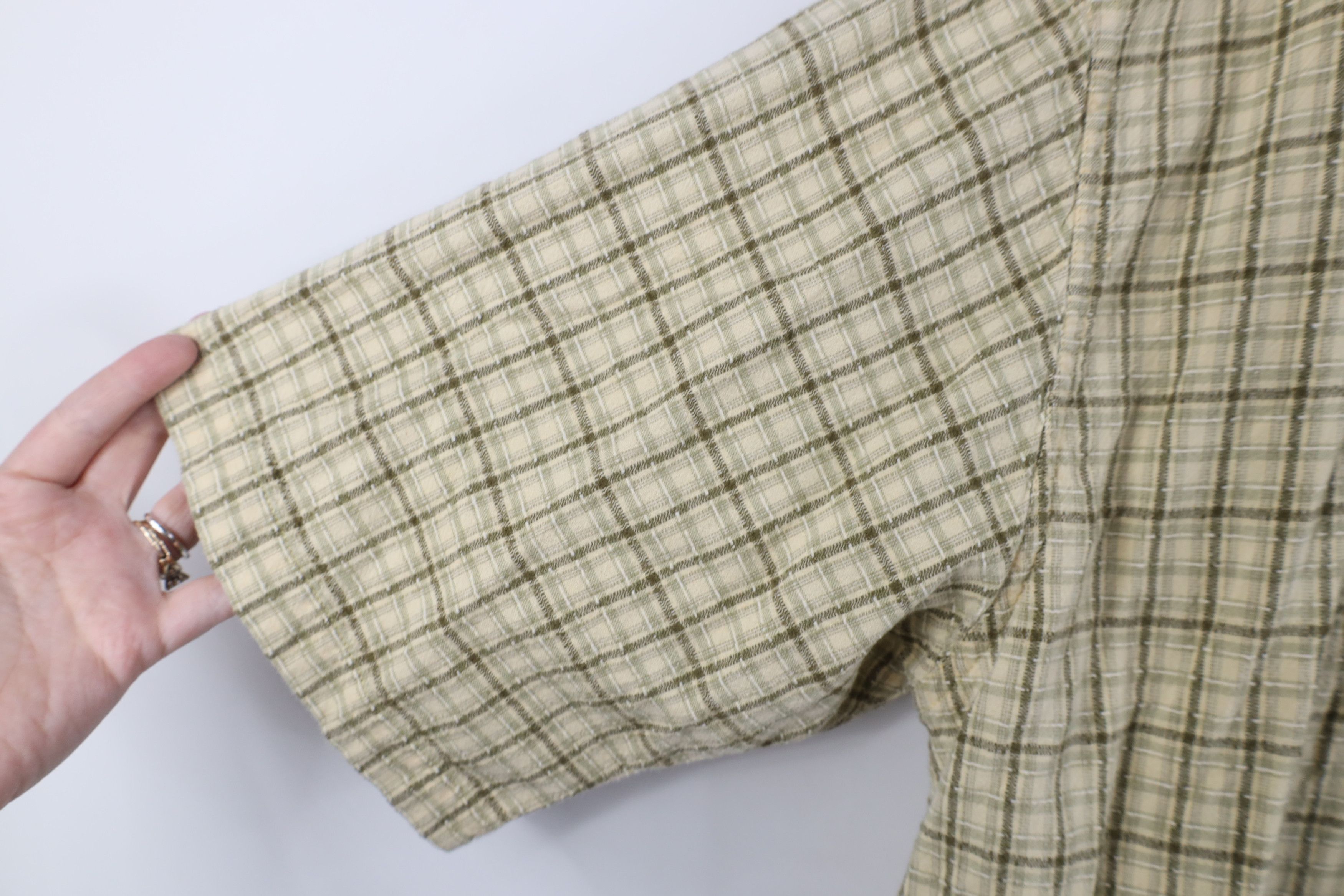 Vintage Vintage 90s Streetwear Fit Cotton Weave Button Down Shirt Size US XL / EU 56 / 4 - 7 Thumbnail