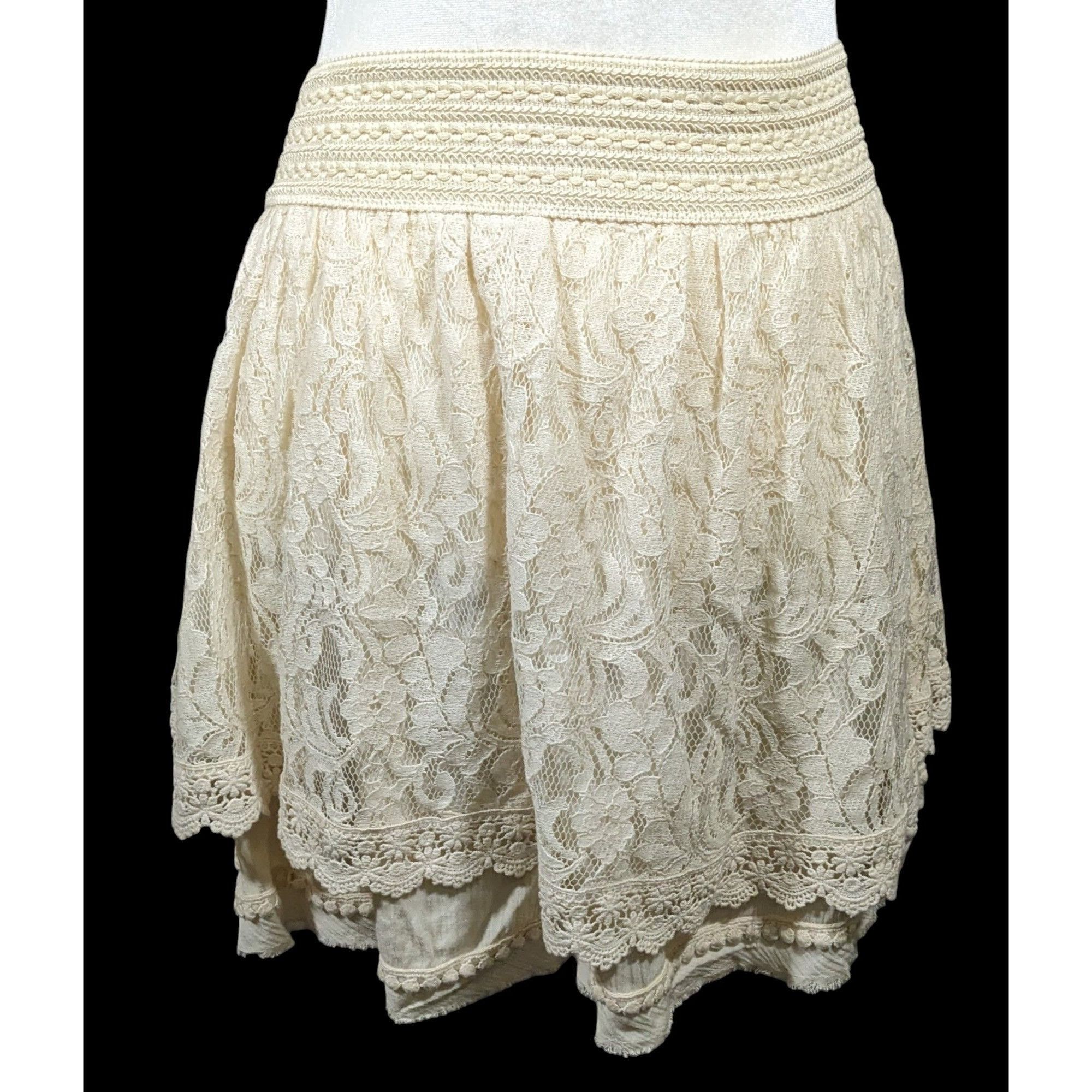 Miss Me Miss Me Cream Lace Layered Knee Length Skirt Size Large Size 30" / US 8 / IT 44 - 2 Thumbnail