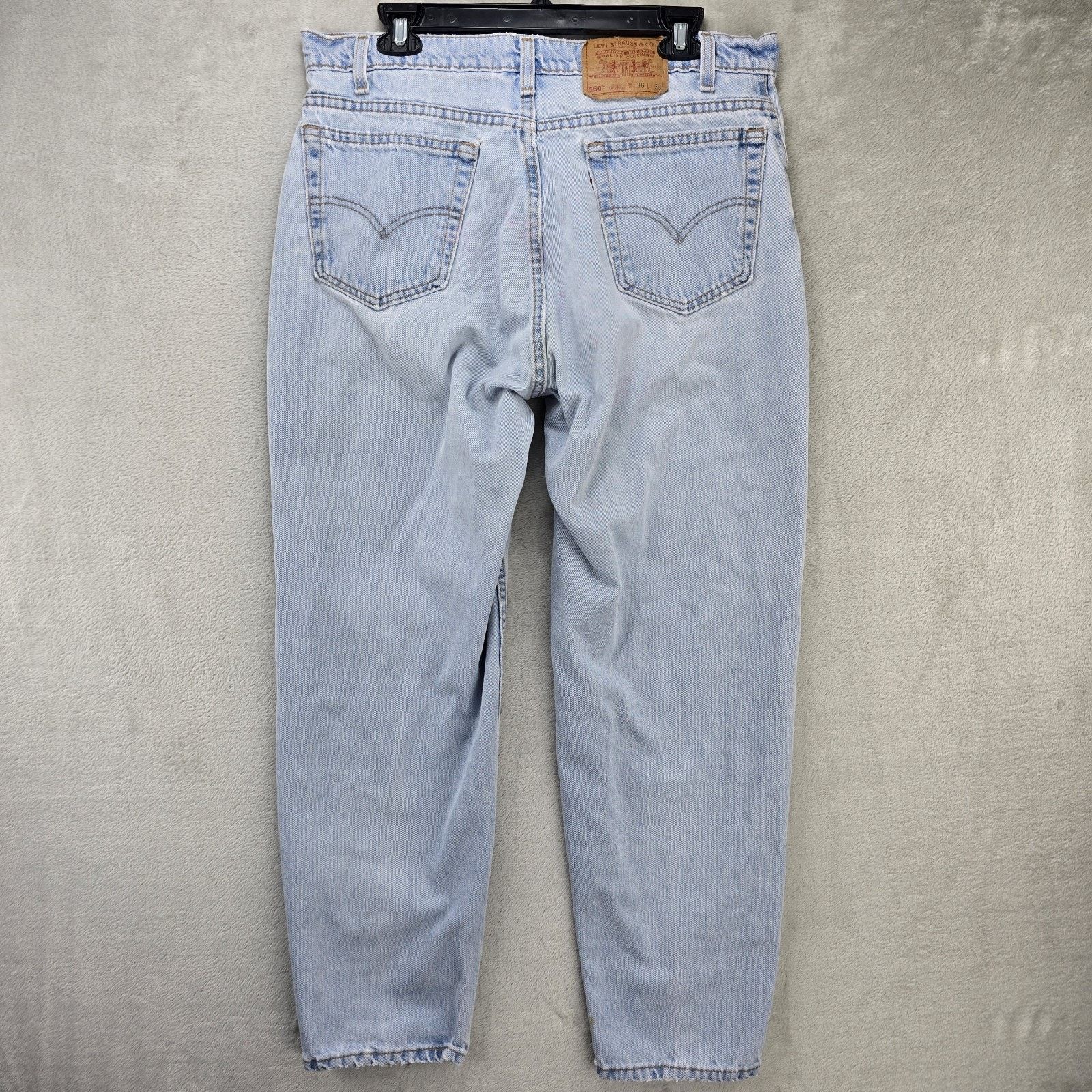 Levi's Vtg Levis 560 Jeans 36x30 (Fits 34x29) Tapered Leg 90s USA Size US 34 / EU 50 - 10 Thumbnail