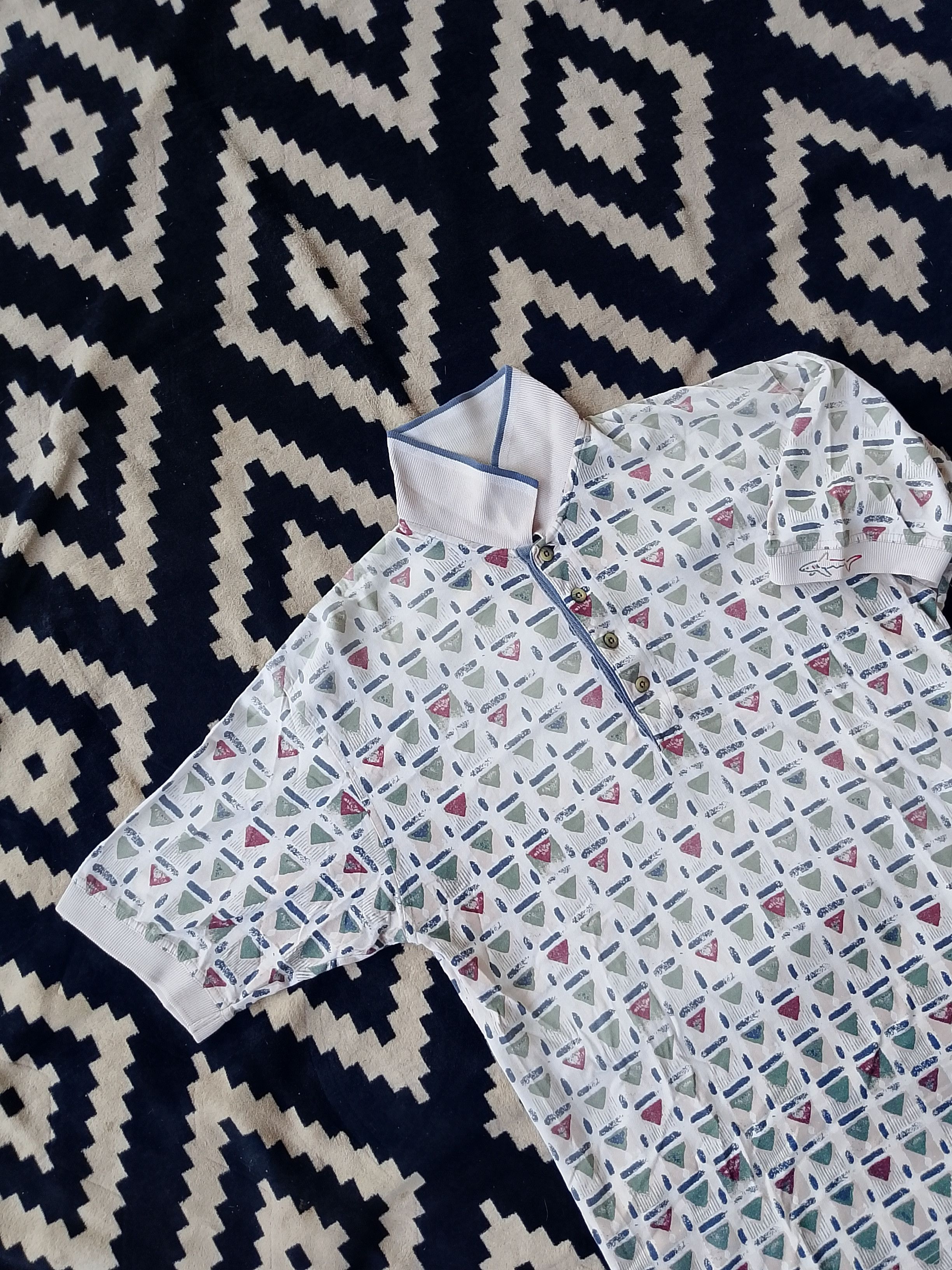 Greg Norman Vintage 90s Greg Norman Shark Geometric Golf Polo Kitsch Size US S / EU 44-46 / 1 - 1 Thumbnail