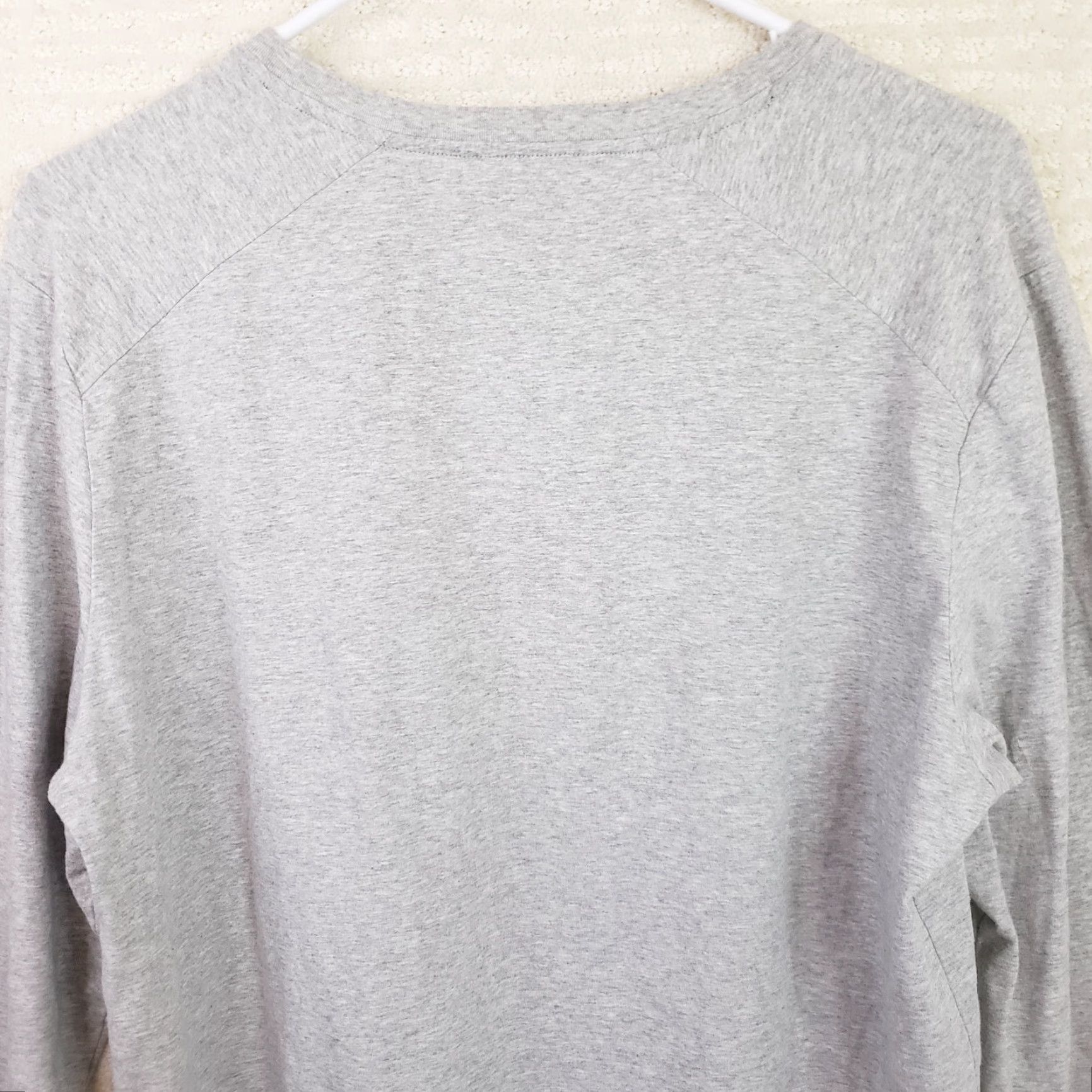 Kenneth Cole Kenneth Cole Henley LS Shirt Mens L Gray Heather Cotton Spandex 3 Button Logo Knit Lightweight Regular Fit Modern Size US L / EU 52-54 / 3 - 6 Thumbnail