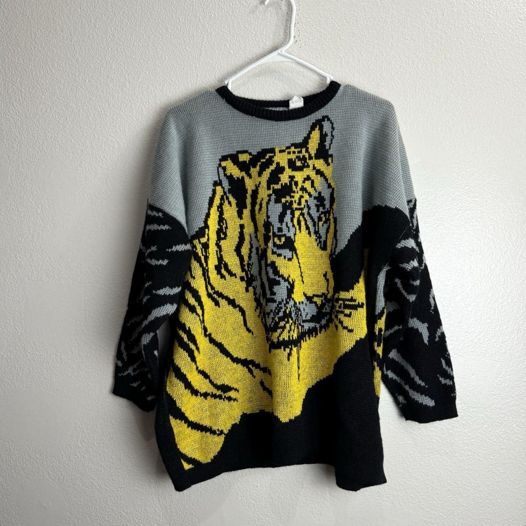 Venezia Sweater Tiger Vintage OSFM Women One Size Multicolor Pullover OSFM