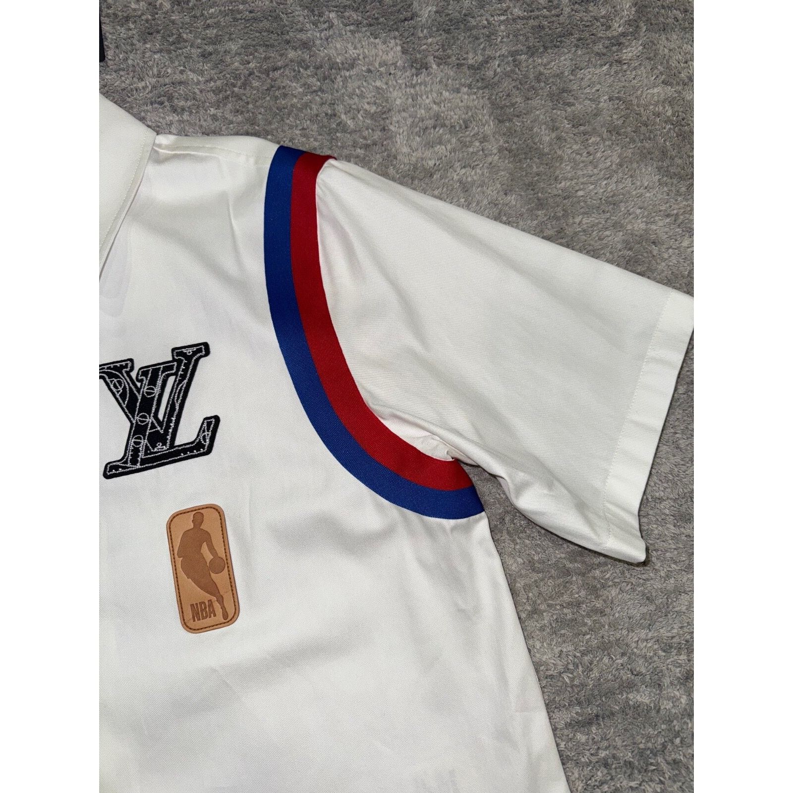 Louis Vuitton Louis Vuitton LV NBA Basketball SS Shirt Short Sleeve Button Size US L / EU 52-54 / 3 - 7 Thumbnail