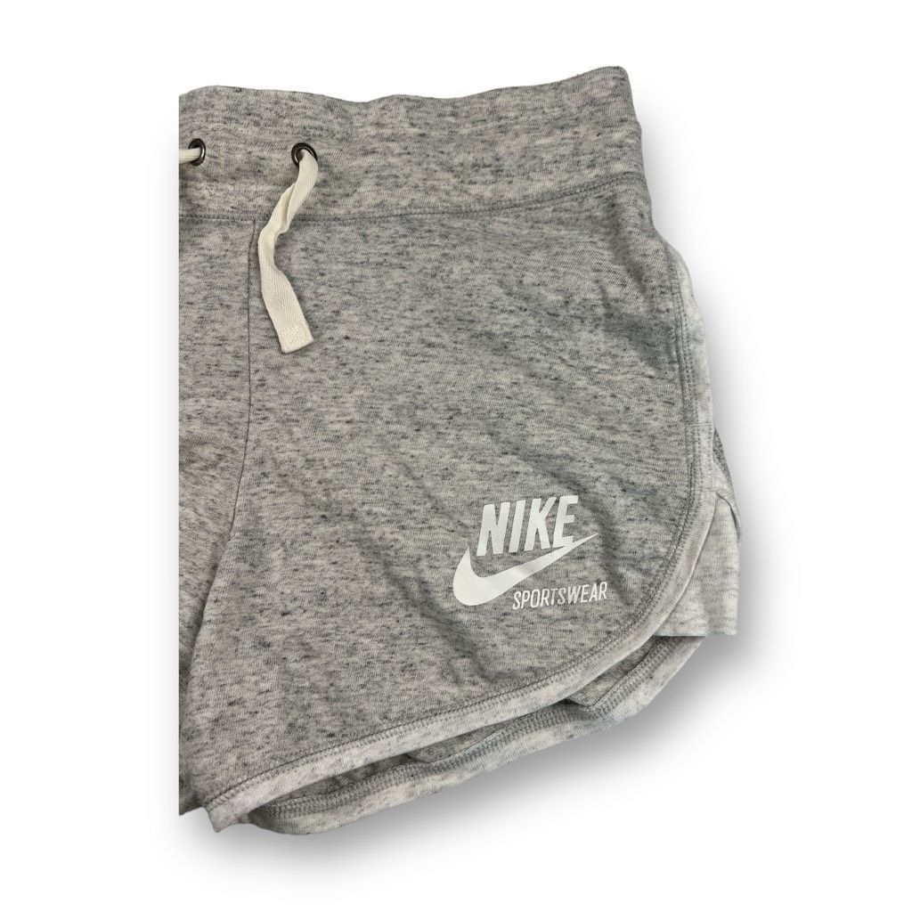 Nike Nike Athletic Shorts Size Small Size 27" / US 4 / IT 40 - 2 Thumbnail