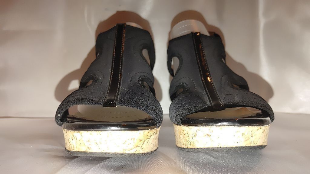 About Arianne Adrienne Vittadini Clint Wedge Sandals Size 7M Size US 7 / IT 37 - 4 Thumbnail