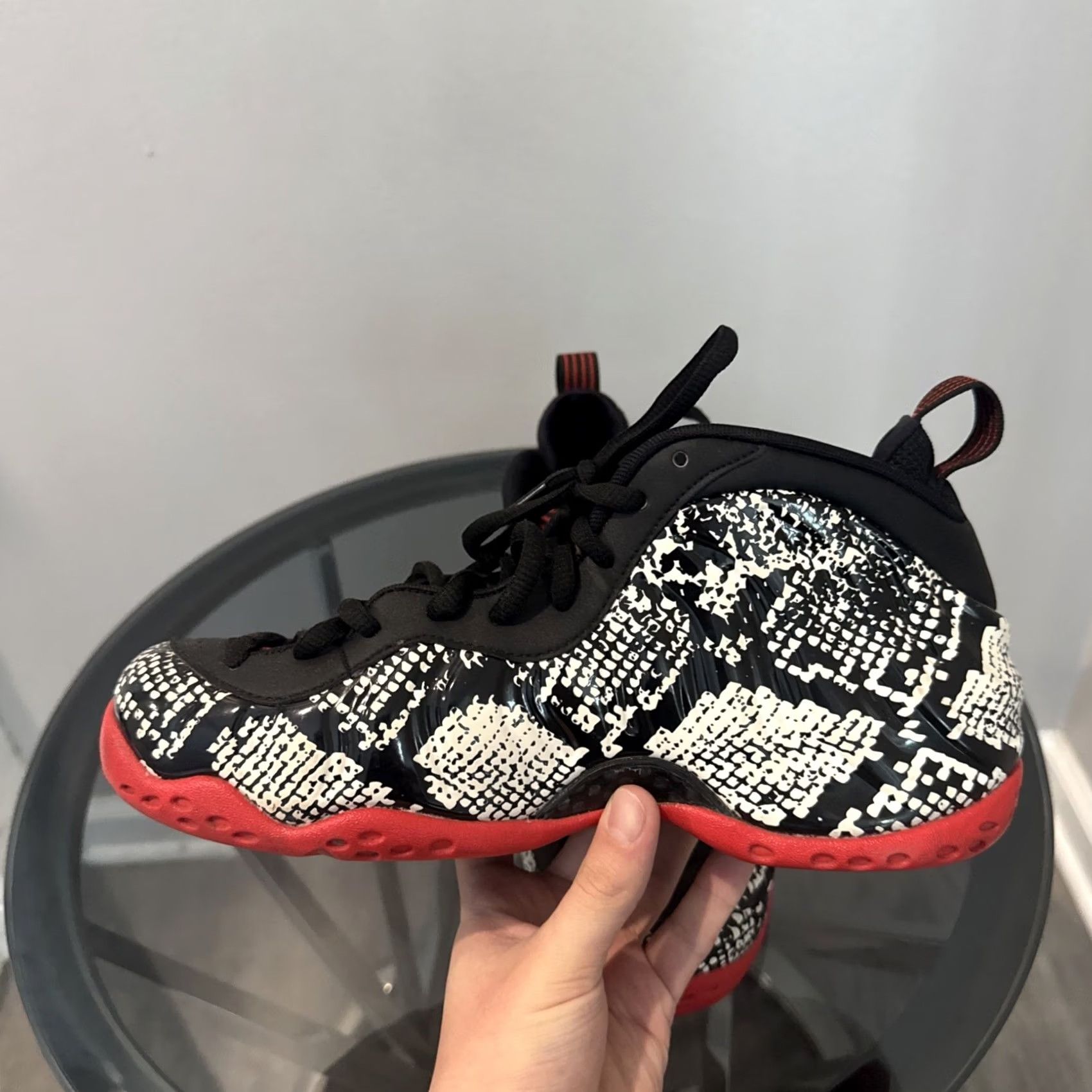 Nike Nike Air Foamposite One Albino Snakeskin Sneakers Size 8.5 314996-101 No Insoles Size US 9 / EU 42 - 6 Thumbnail