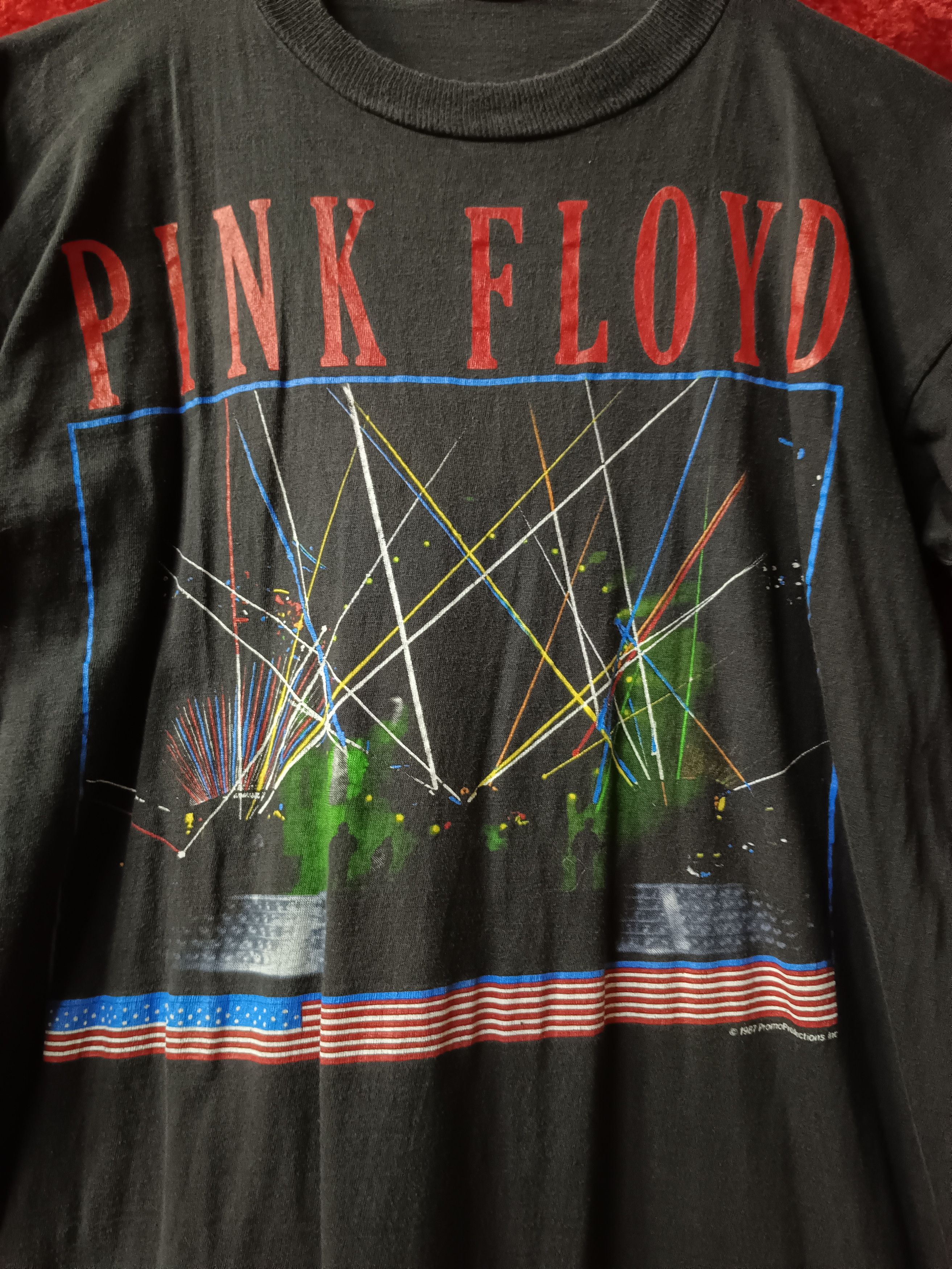Pink Floyd 80s Psychedelic Rock Band Tee Size US M / EU 48-50 / 2 - 16 Thumbnail