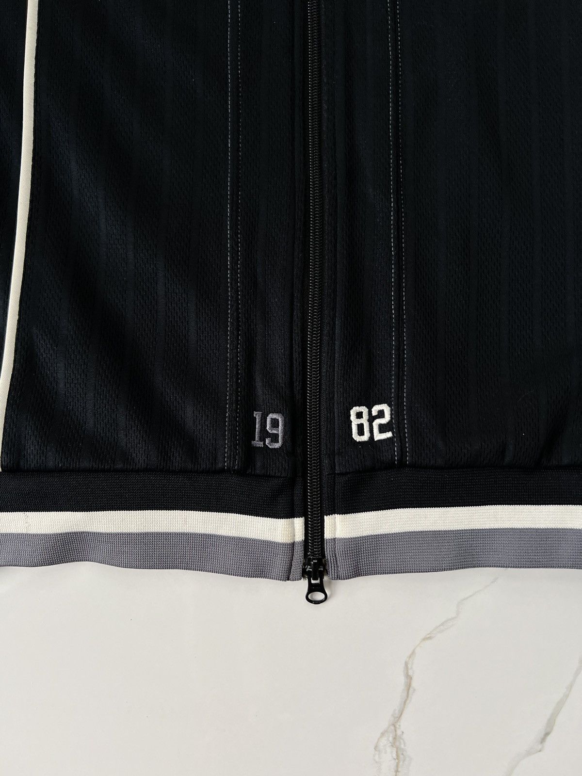 Other 90's NIKE AIR BASKETBALL 1982 RARE RETRO Y2K TRACK JACKET Size US XL / EU 56 / 4 - 2 Thumbnail