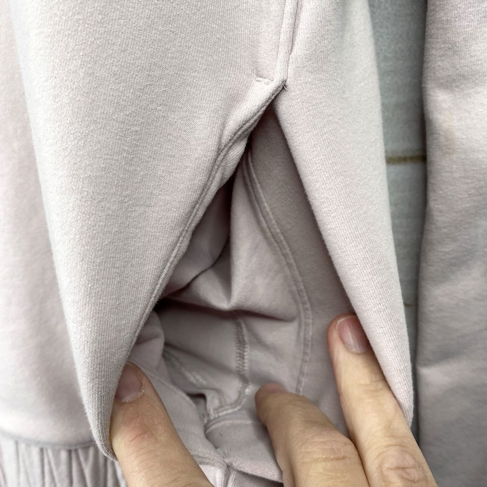 Lululemon VINTAGE Lululemon Stress Less Top Womens 8 Porcelain Pale Pink Funnel Neck Pullover Size M / US 6-8 / IT 42-44 - 5 Thumbnail