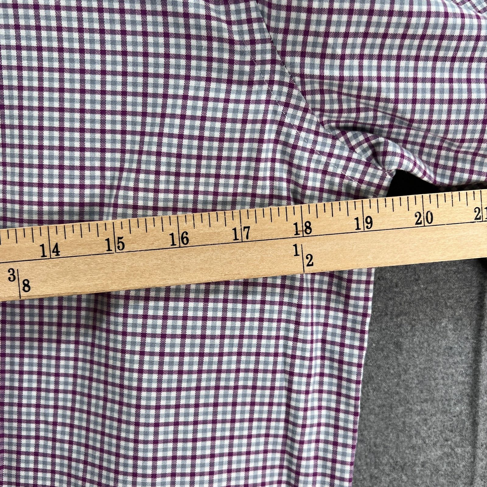Michael Kors Michael Kors Button Up Shirt Adult Size 32/33 Long Sleeve Size US S / EU 44-46 / 1 - 6 Thumbnail