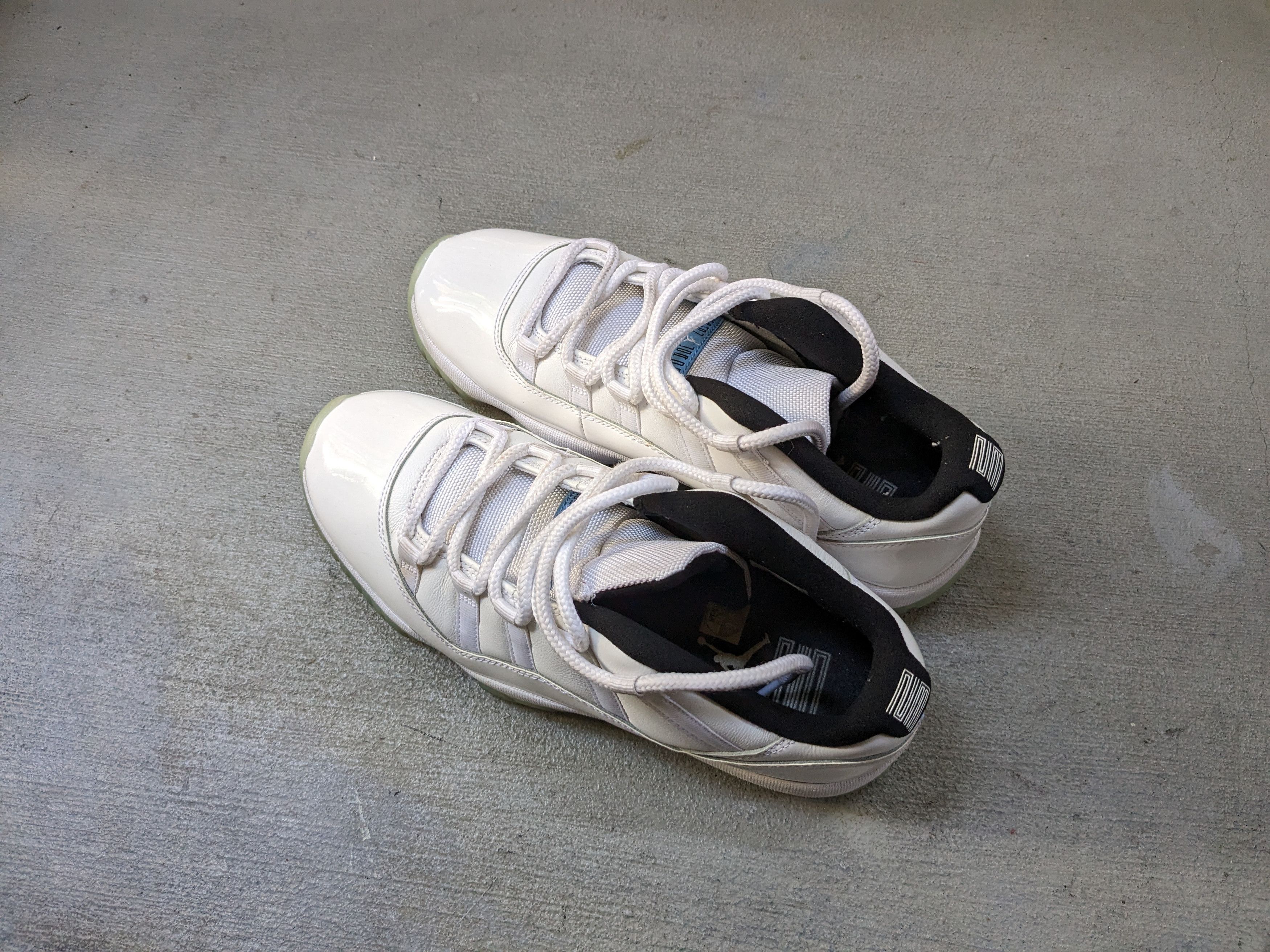 Jordan Brand × Nike Nike Air Jordan 11 Retro Legend Blue Low White AV2187-117 Size US 9.5 / EU 42-43 - 16 Thumbnail