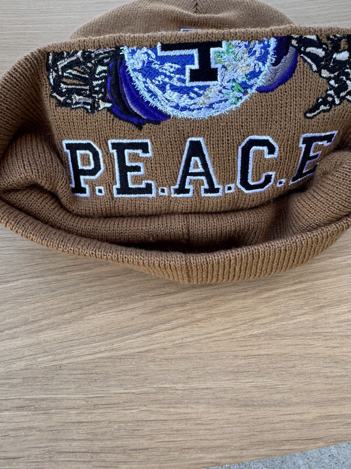 Supreme Supreme 4 peace beanie Size ONE SIZE - 2 Thumbnail