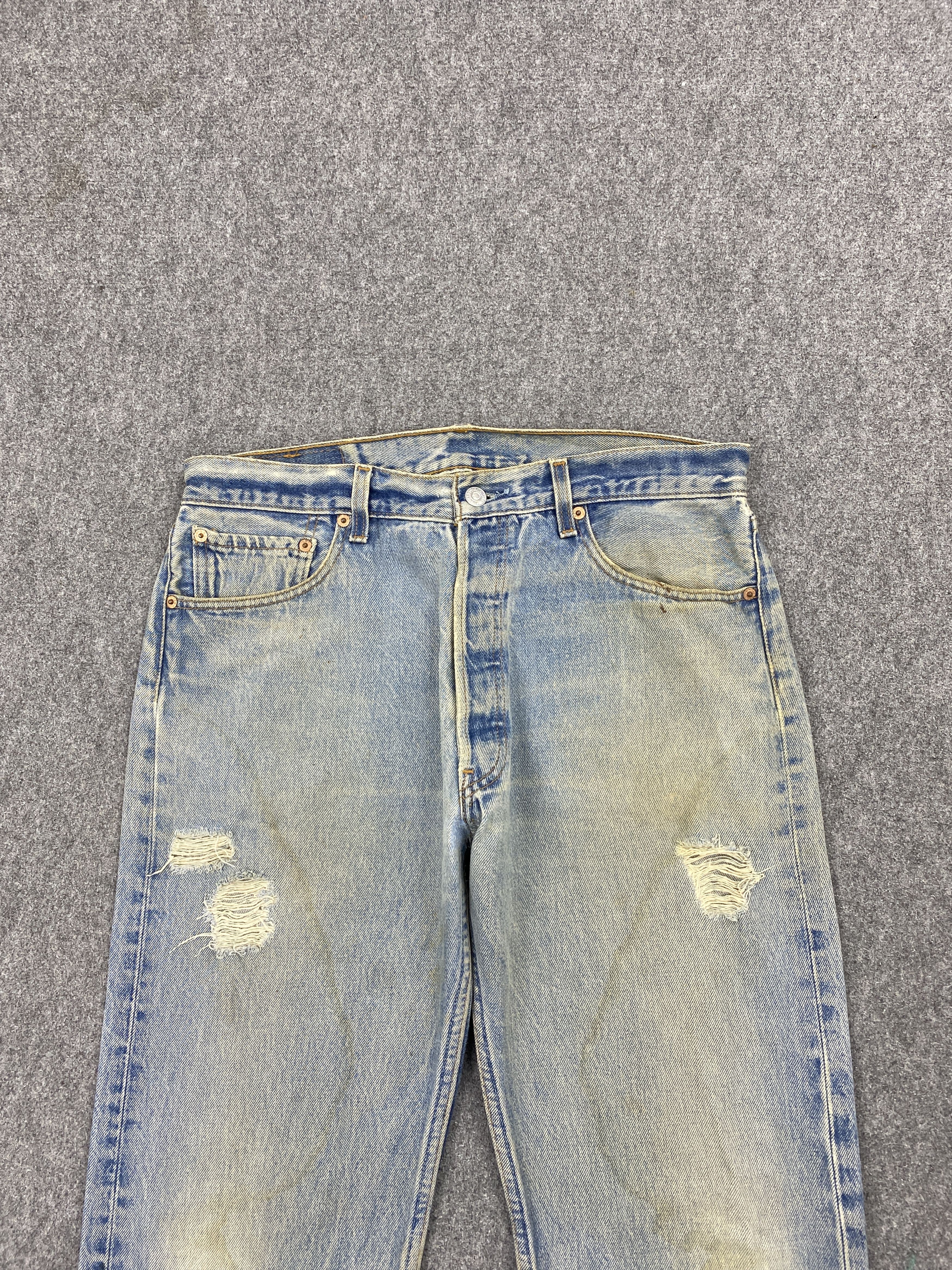 Levi's × Vintage Distressed Vintage 90s Levis 501 Light Washed Denim Jeans Size US 33 - 3 Thumbnail