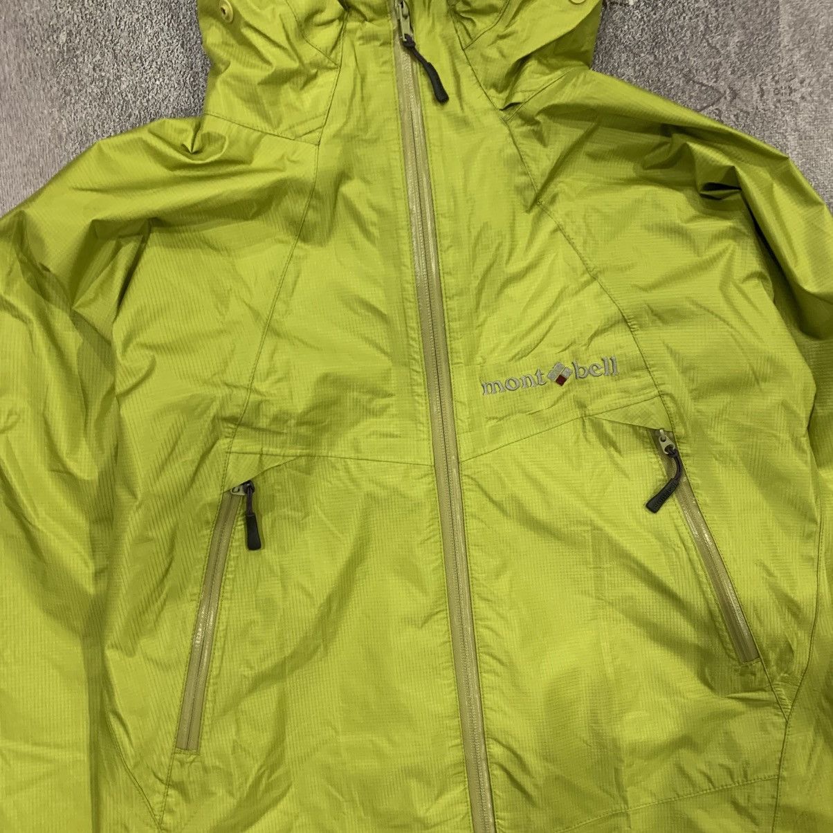 Montbell MontBell Gore tex Women’s Jacket Size S-M Arcteryx Style Size S / US 4 / IT 40 - 4 Thumbnail