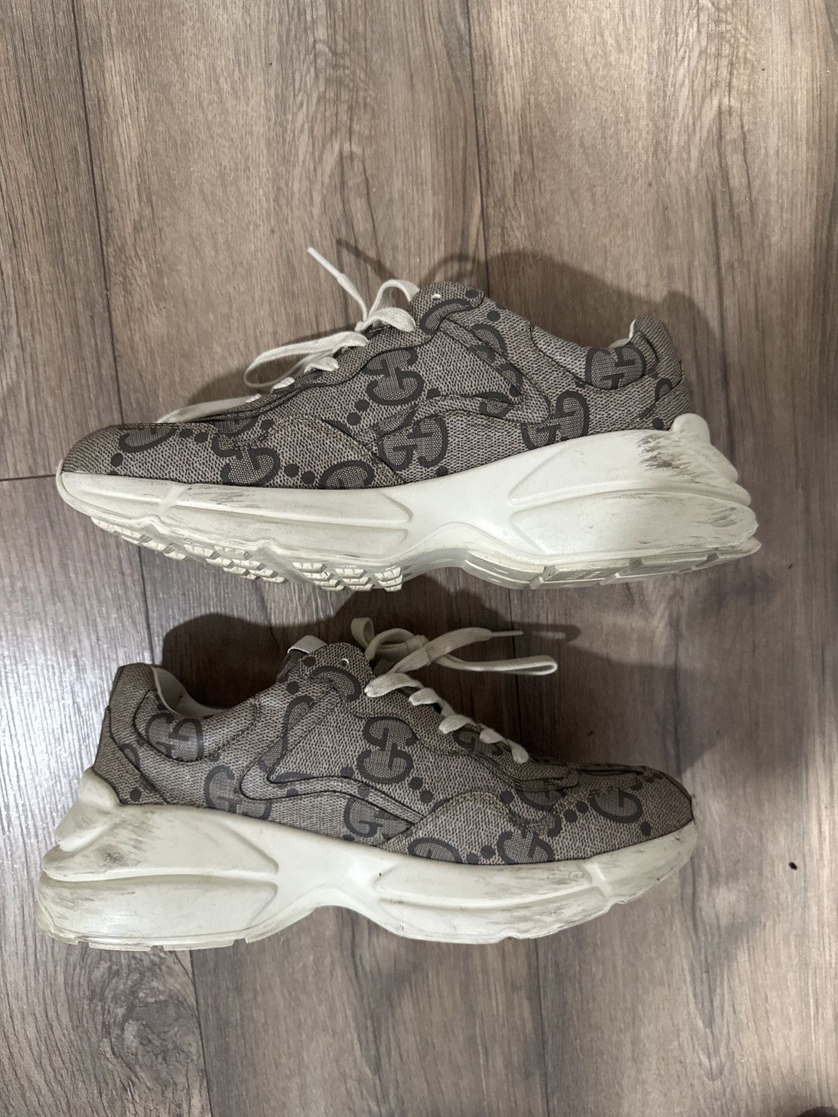 Gucci Gucci 100 ‘Beige Monogram’ Size US 8 / EU 41 - 4 Thumbnail