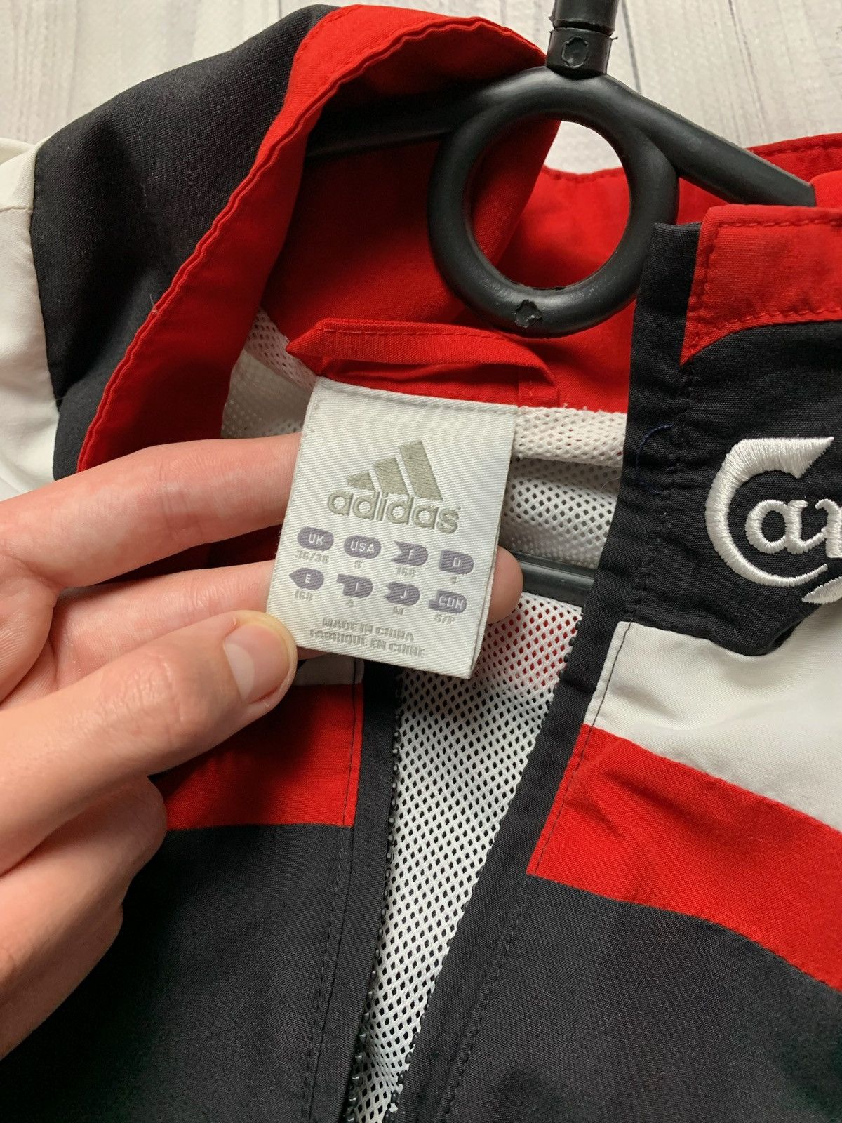 Vintage Vintage adidas Liverpool soccer track suit size M distressed Size US 32 / EU 48 - 6 Thumbnail