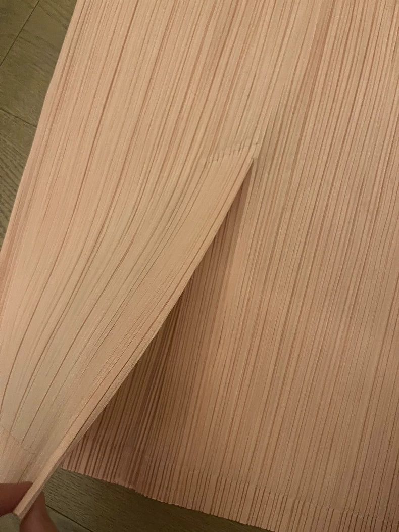 Issey Miyake Issey Miyake size:3 Coral pink pleated skirt Size 31" - 4 Thumbnail