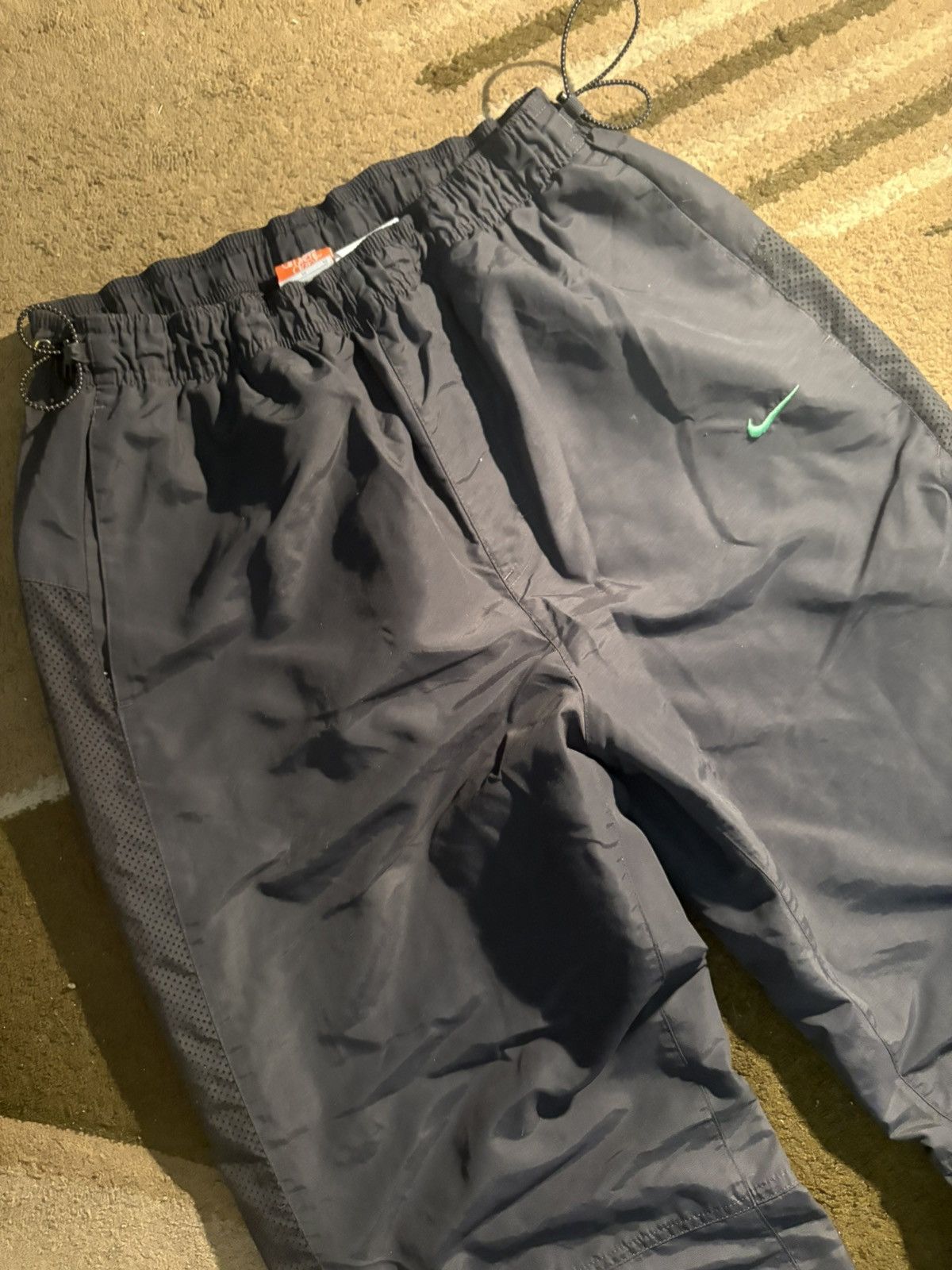 Nike Nike vintage pants streetwear Size US 32 / EU 48 - 2 Thumbnail