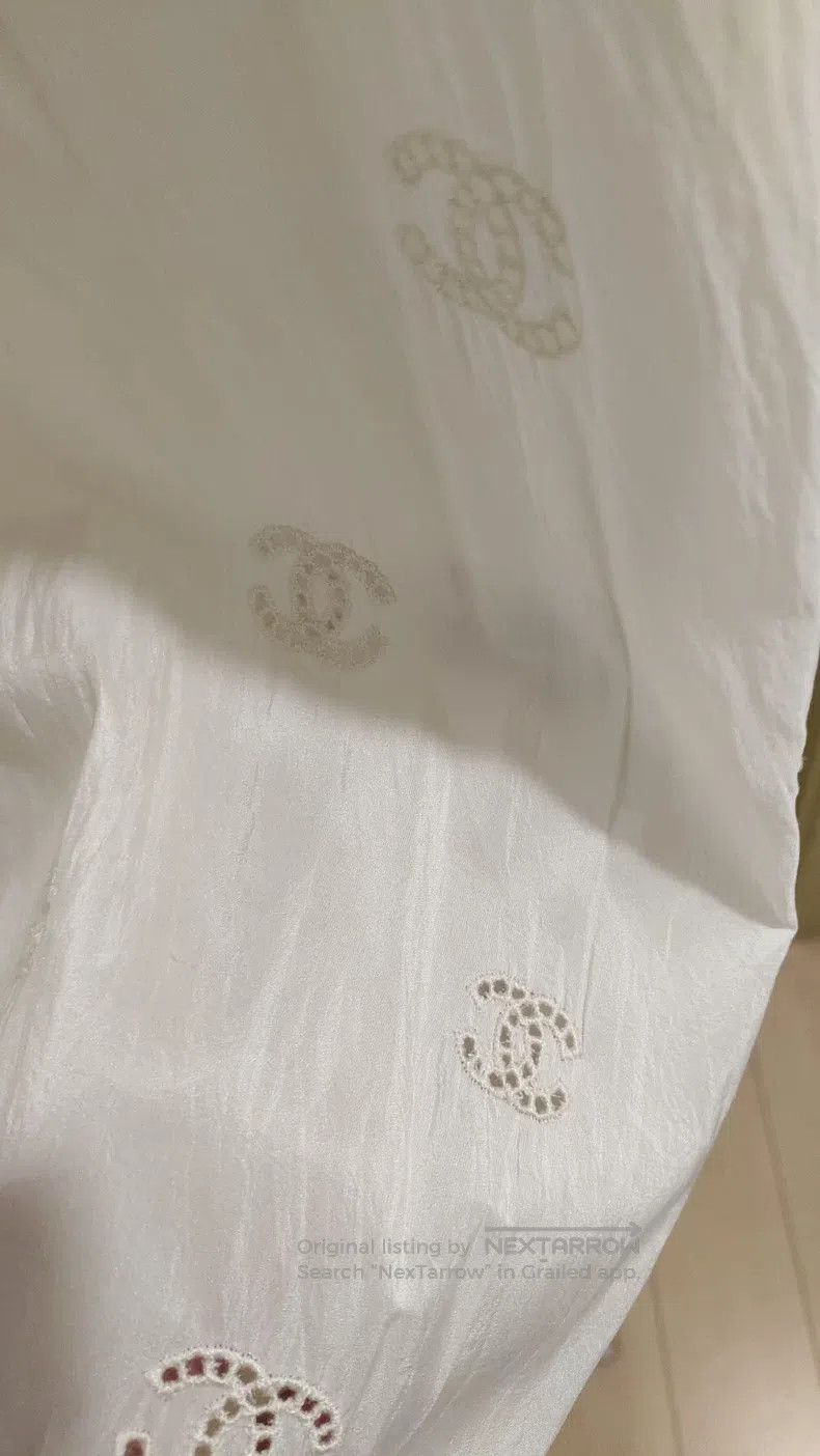 Chanel Chanel Full logo silk white shirt Size XS / US 0-2 / IT 36-38 - 3 Thumbnail