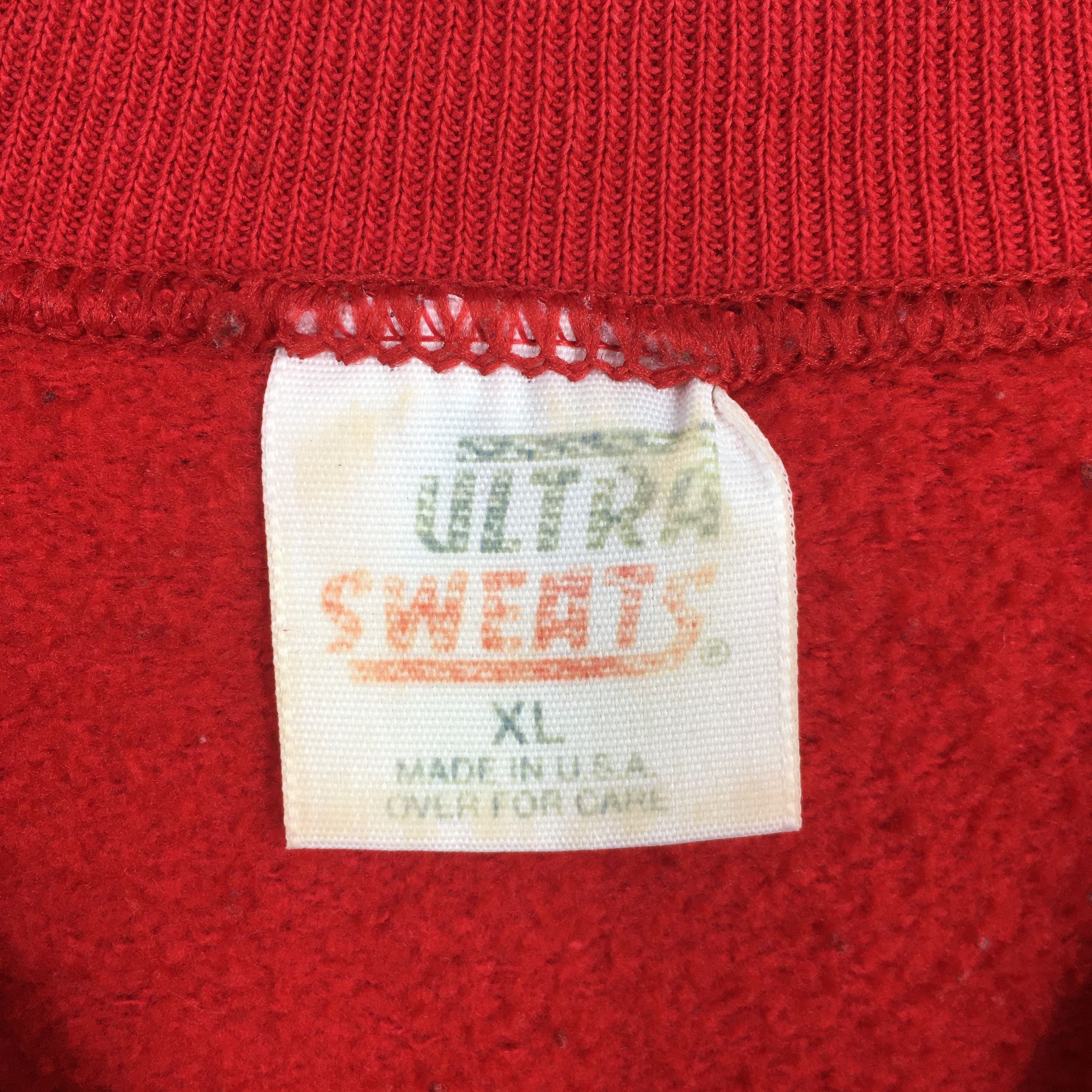 Other Vintage 90s University Of Wisconsin Red Sweatshirt XLarge Size US XL / EU 56 / 4 - 5 Thumbnail
