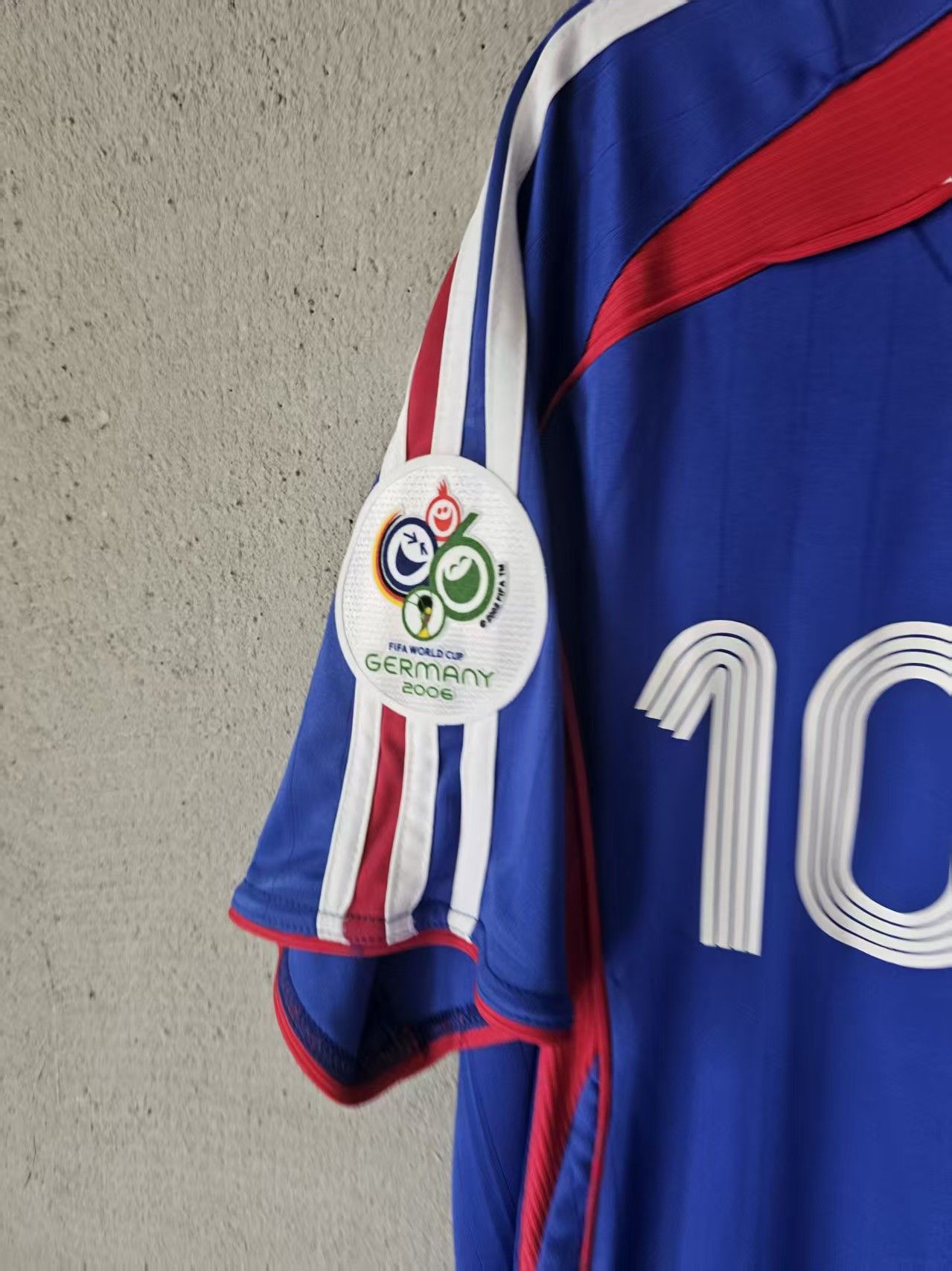 Other 2006 France 10 Zidane Jersey Size US S / EU 44-46 / 1 - 2 Thumbnail