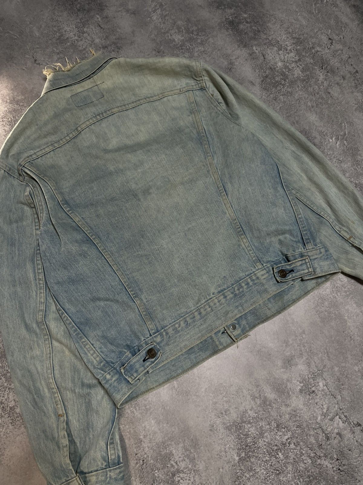 Levi's Vintage 80s Levi’s Light Wash Denim Trucker Jacket Size US M / EU 48-50 / 2 - 12 Thumbnail