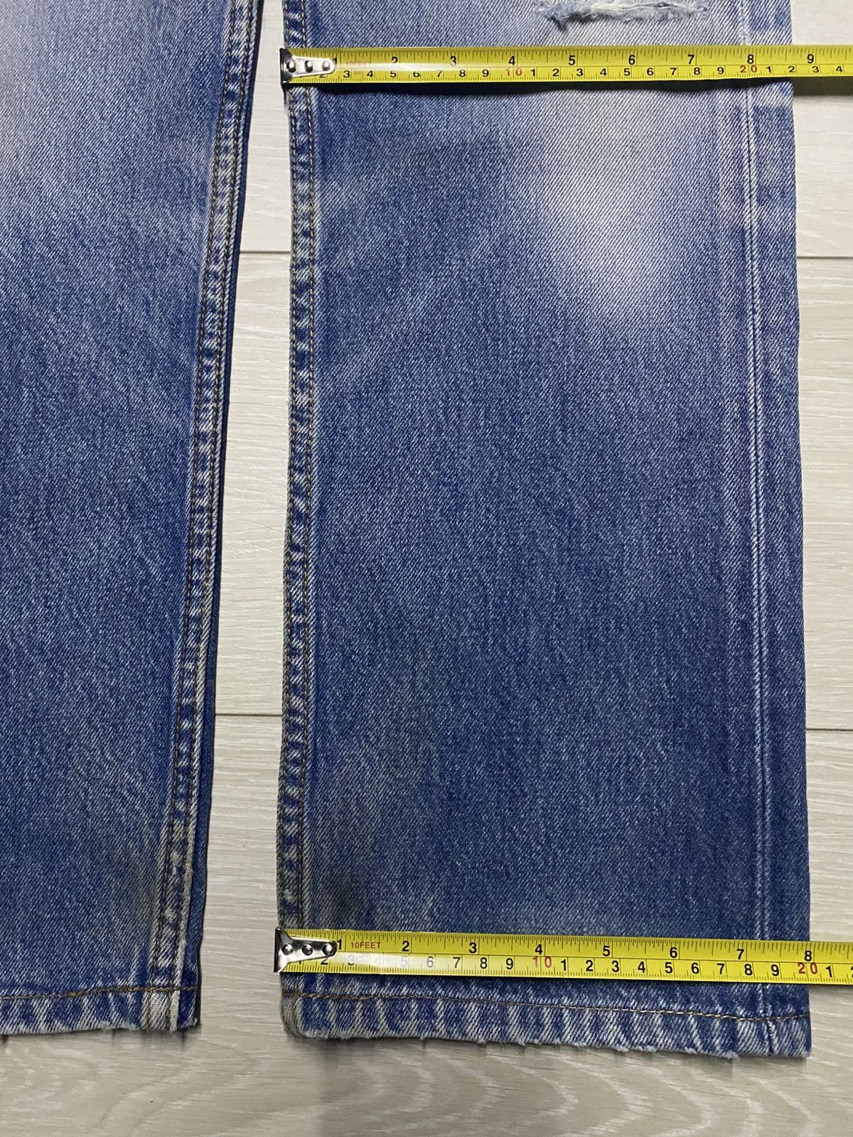 Levi's Vintage Levis 501 Faded Wash ButtonFly Distressed Jeans Size US 31 - 16 Thumbnail