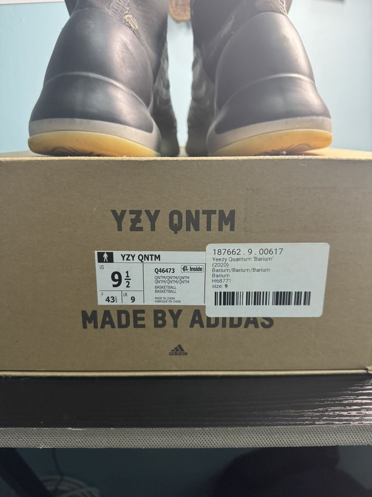 Adidas × Kanye West × Yeezy YEEZY QNTM BARIUM Size US 9.5 / EU 42-43 - 4 Thumbnail
