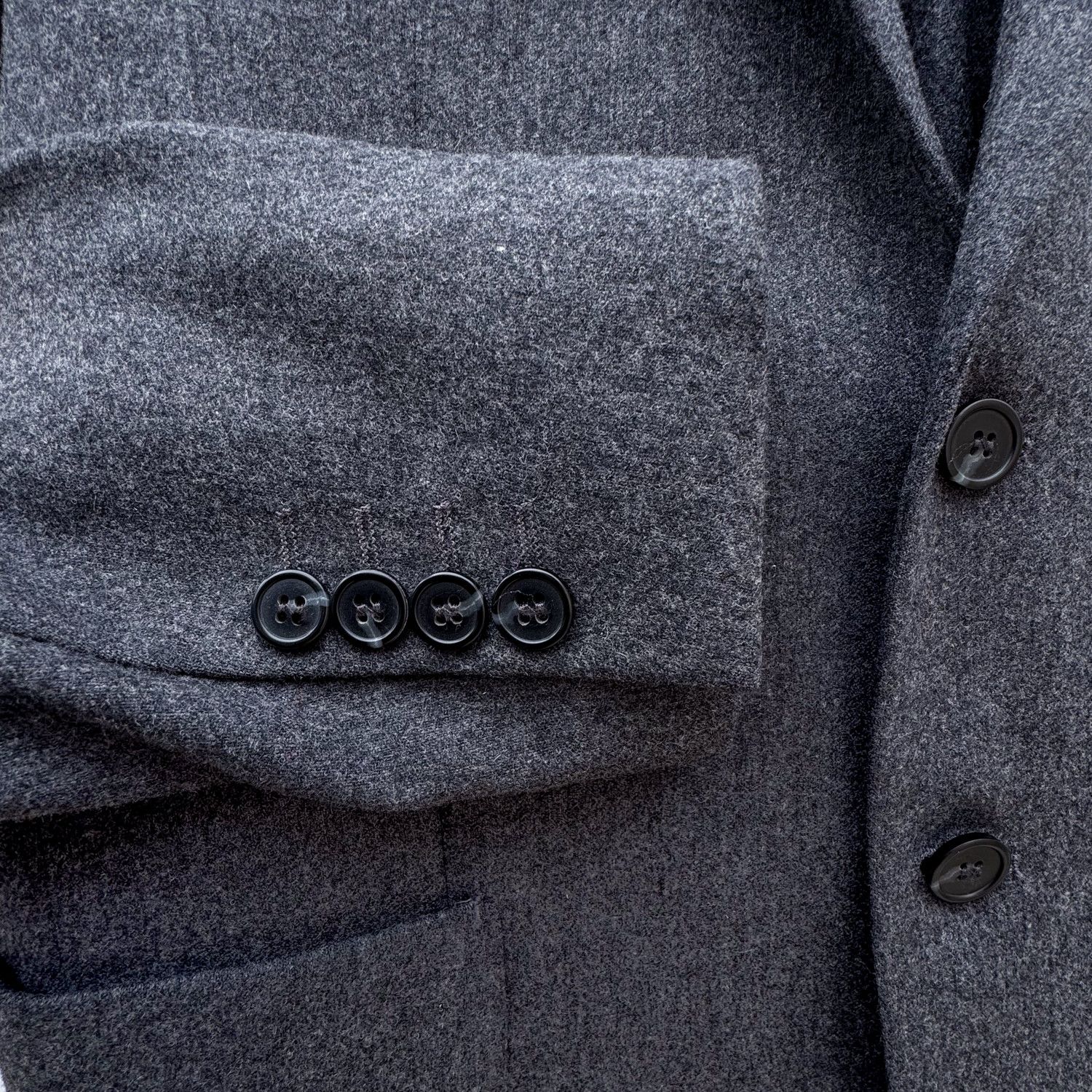 Cos Mens Flannel Suit, Charcoal Gray, 40R/34R Size 40R - 5 Thumbnail