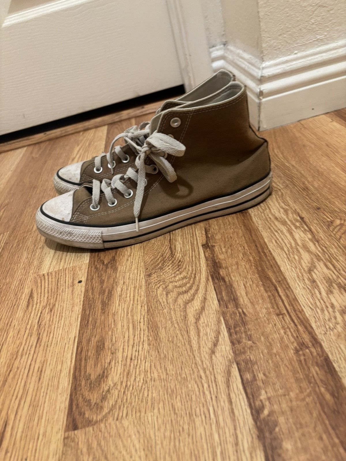 Converse Brown Chuck Taylor Size US 9 / EU 42 - 2 Thumbnail