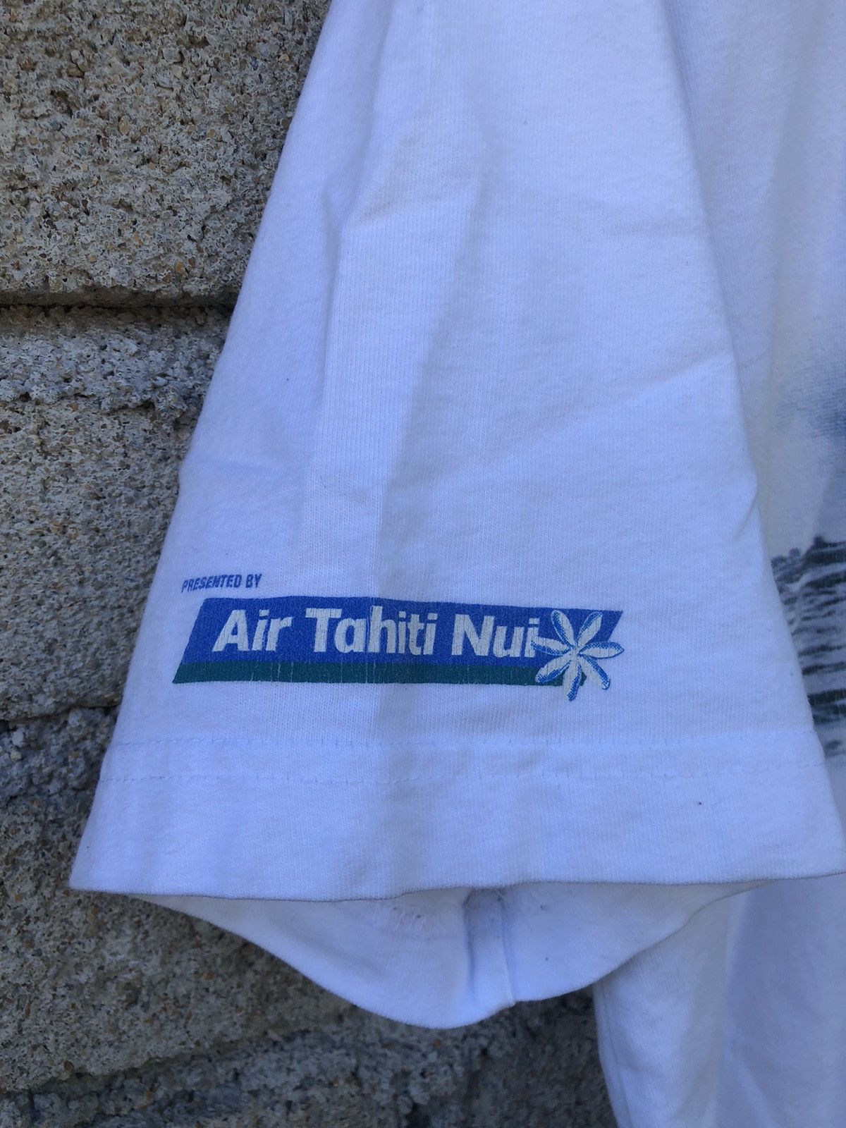 Billabong Vintage Y2K Billabong PRO 9 Teahupoo Tahiti Tshirt Size US M / EU 48-50 / 2 - 9 Thumbnail