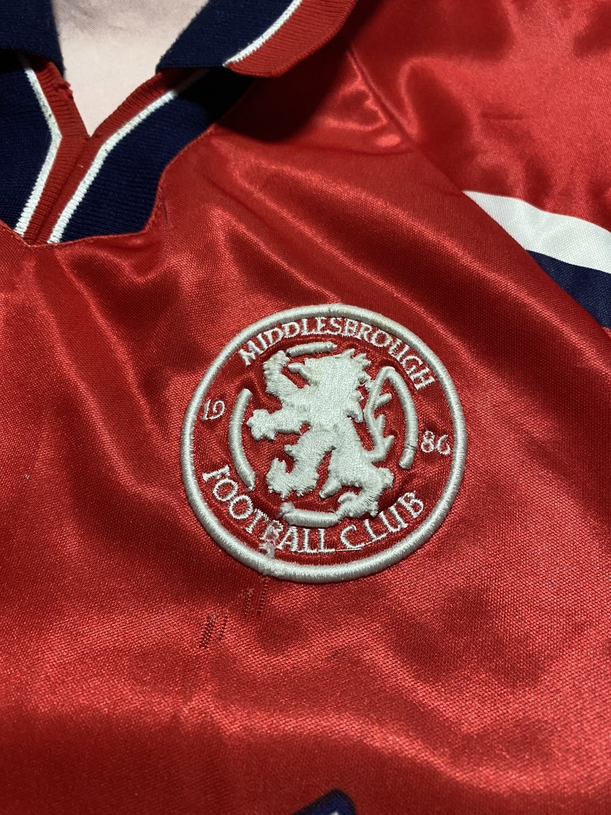 Errea × Vintage Vintage Middlesbrough 1999/00 home worn football t shirt Size US XL / EU 56 / 4 - 23 Thumbnail