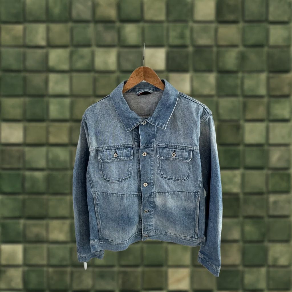 Diesel Diesel Denim Jacket Light Blue Vintage Trucker Button Up Men’s XL Jacket 90s Denim Diesel USA City Bomber Size US XL / EU 56 / 4 - 1 Thumbnail