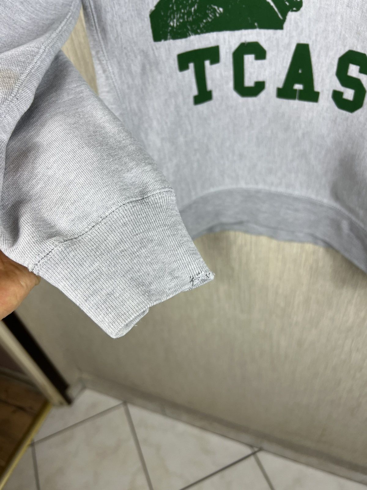 basketcase gallery Basketcase gallery dog crewneck sweatshirt logo green heavy Size US M / EU 48-50 / 2 - 19 Thumbnail