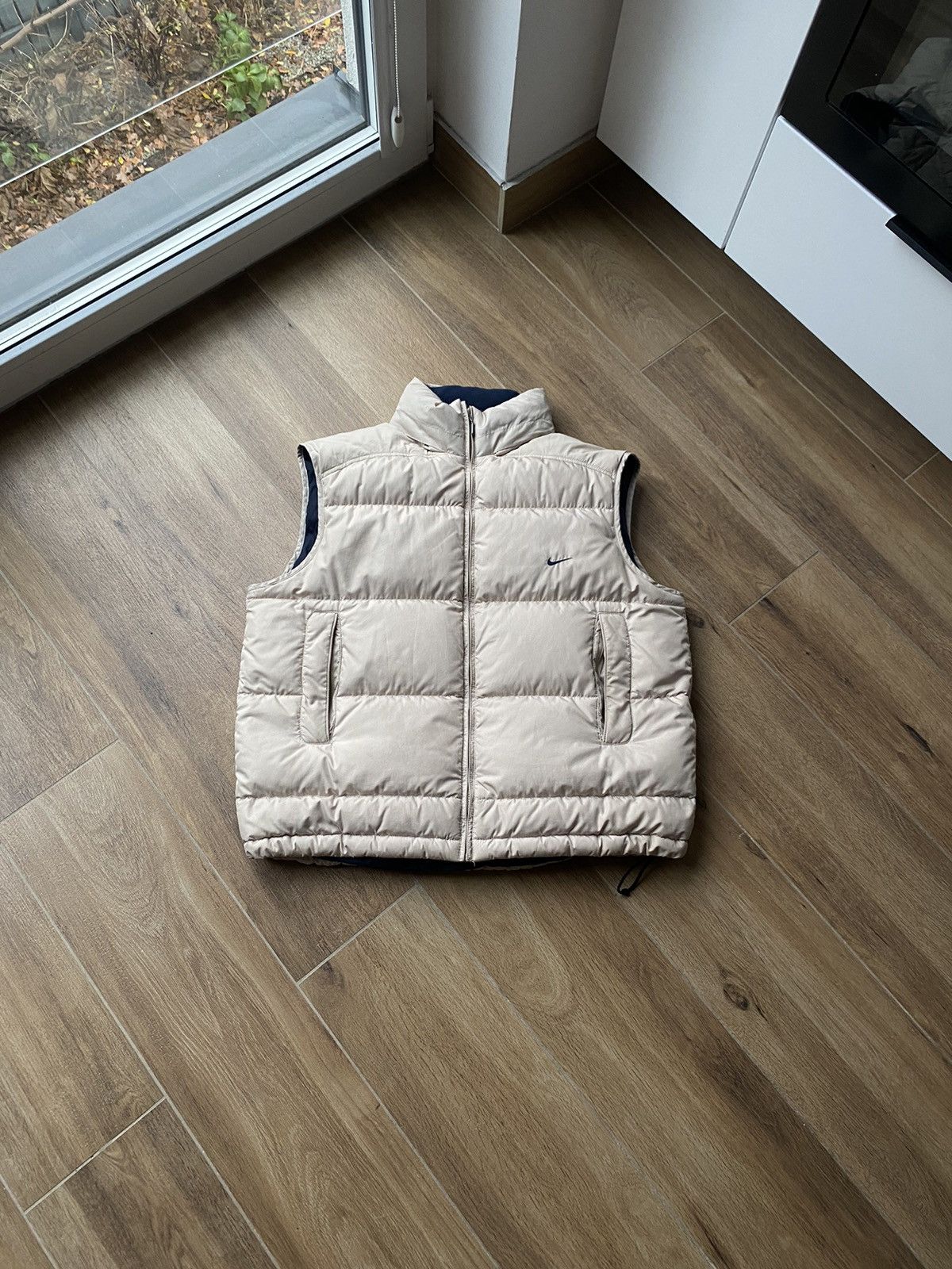Nike Nike Vintage Puffer Vest Mini Swoosh Japanese Drill Hype Y2K Size US L / EU 52-54 / 3 - 1 Thumbnail