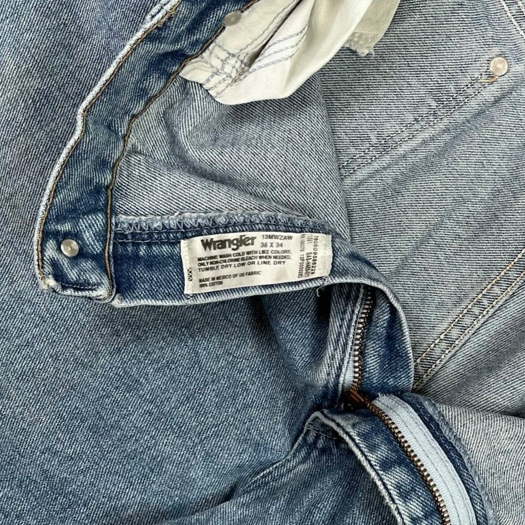 Wrangler Vintage Y2K Wrangler Work Jeans 38x34 Relaxed Fit Light Wash Size US 38 / EU 54 - 4 Thumbnail