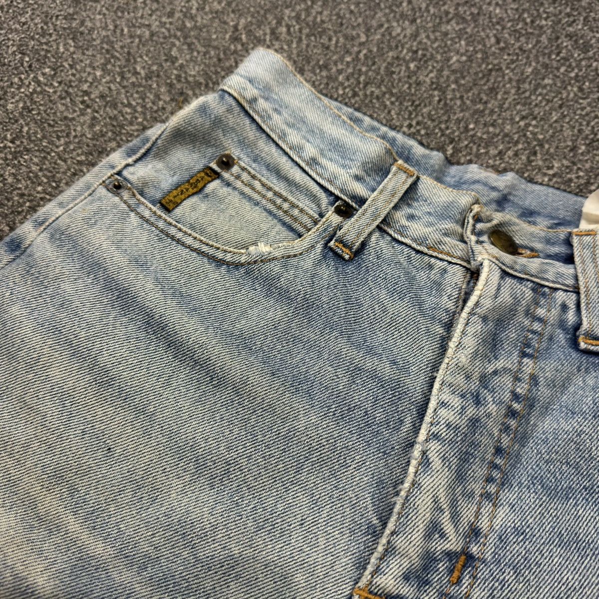 Armani Vintage 90s Armani Dirty Wash Metal Logo Jeans Amiri Style Size US 28 / EU 44 - 11 Thumbnail