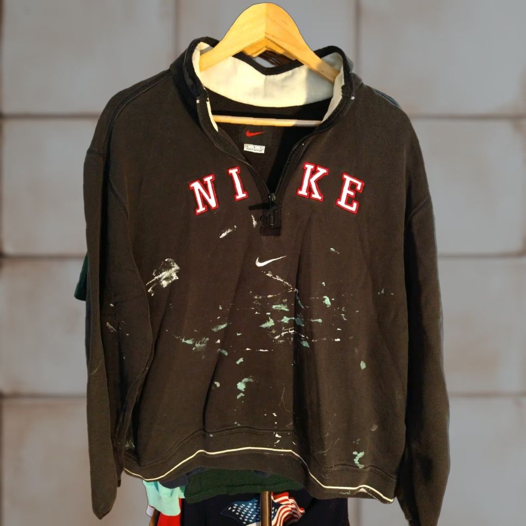 Nike VINTAGE Nike Pullover 1/4 Zip Distressed With Paint Spell Out size M black tag Mens Sweatshirt Distressed Paint 1/4 Zip Nike Pullover Size US M / EU 48-50 / 2 - 1 Thumbnail
