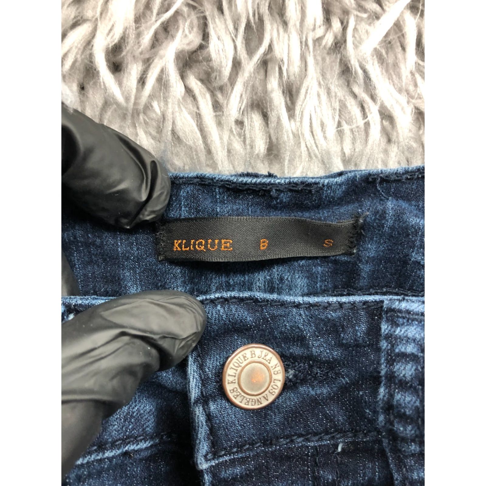 Vintage Klique B Boyfriend Shorts Womens Size Small Mid Rise Medium Wash Blue Size 28" / US 6 / IT 42 - 6 Thumbnail