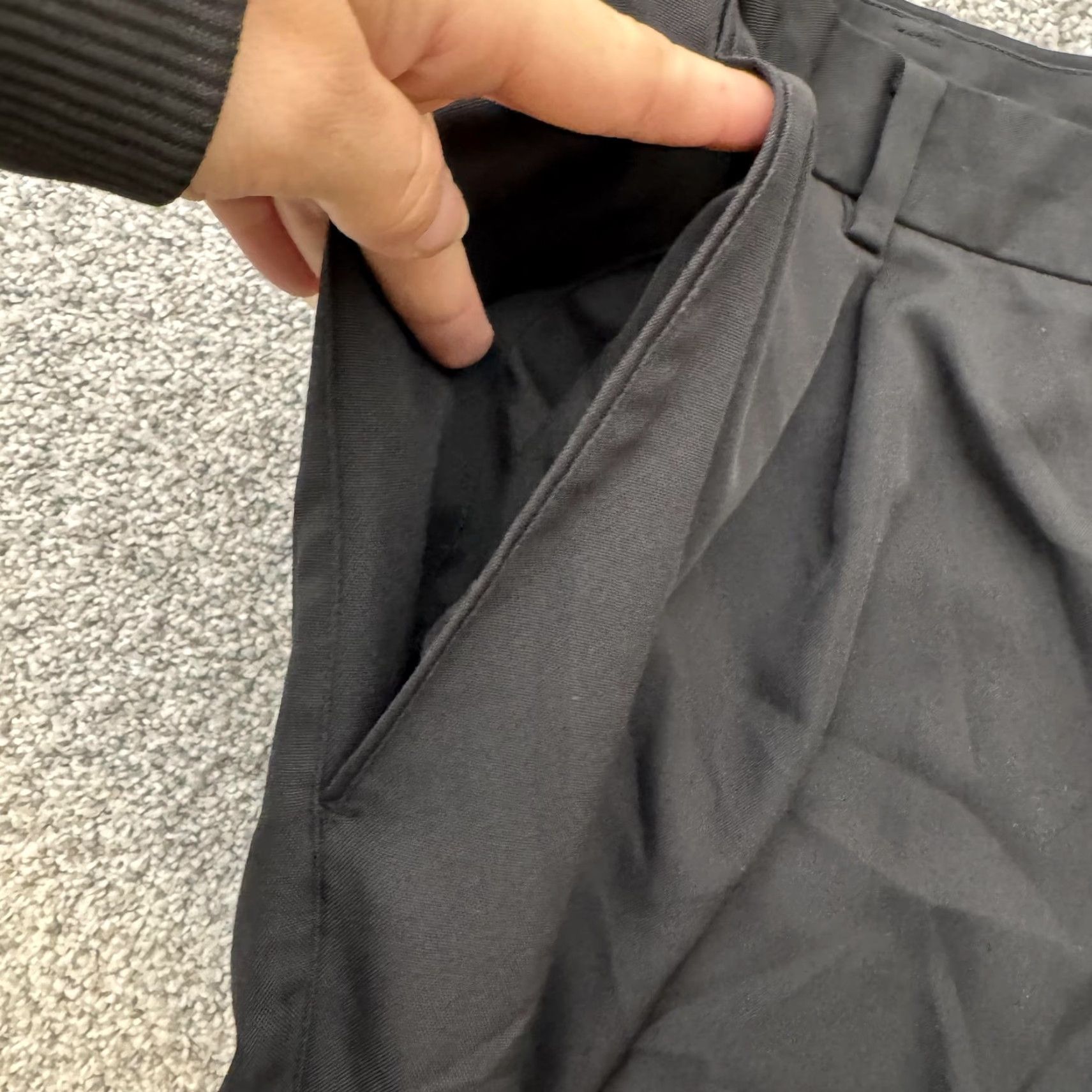 Nike Nike Golf Shorts Mens 40 Performance Classic Fit Pockets Polyester Black Size US 40 / EU 56 - 3 Thumbnail