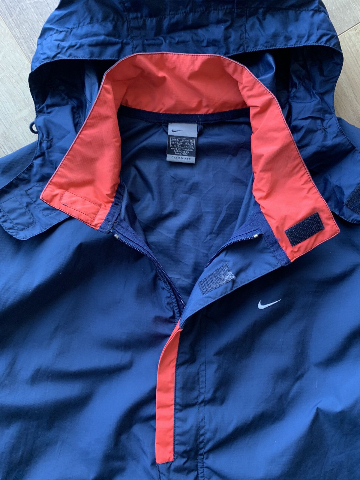 Vintage Vintage Nike Embroidered swoosh jacket Size US L / EU 52-54 / 3 - 5 Thumbnail