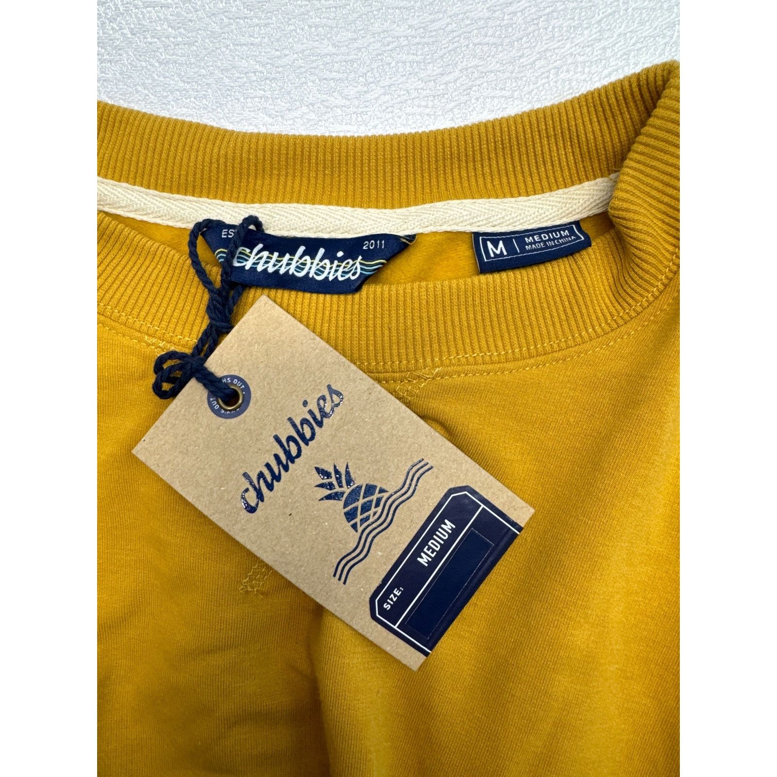 Chubbies Chubbies Gold Soft Terry Crewneck Sweatshirt men sz M Size US M / EU 48-50 / 2 - 6 Thumbnail
